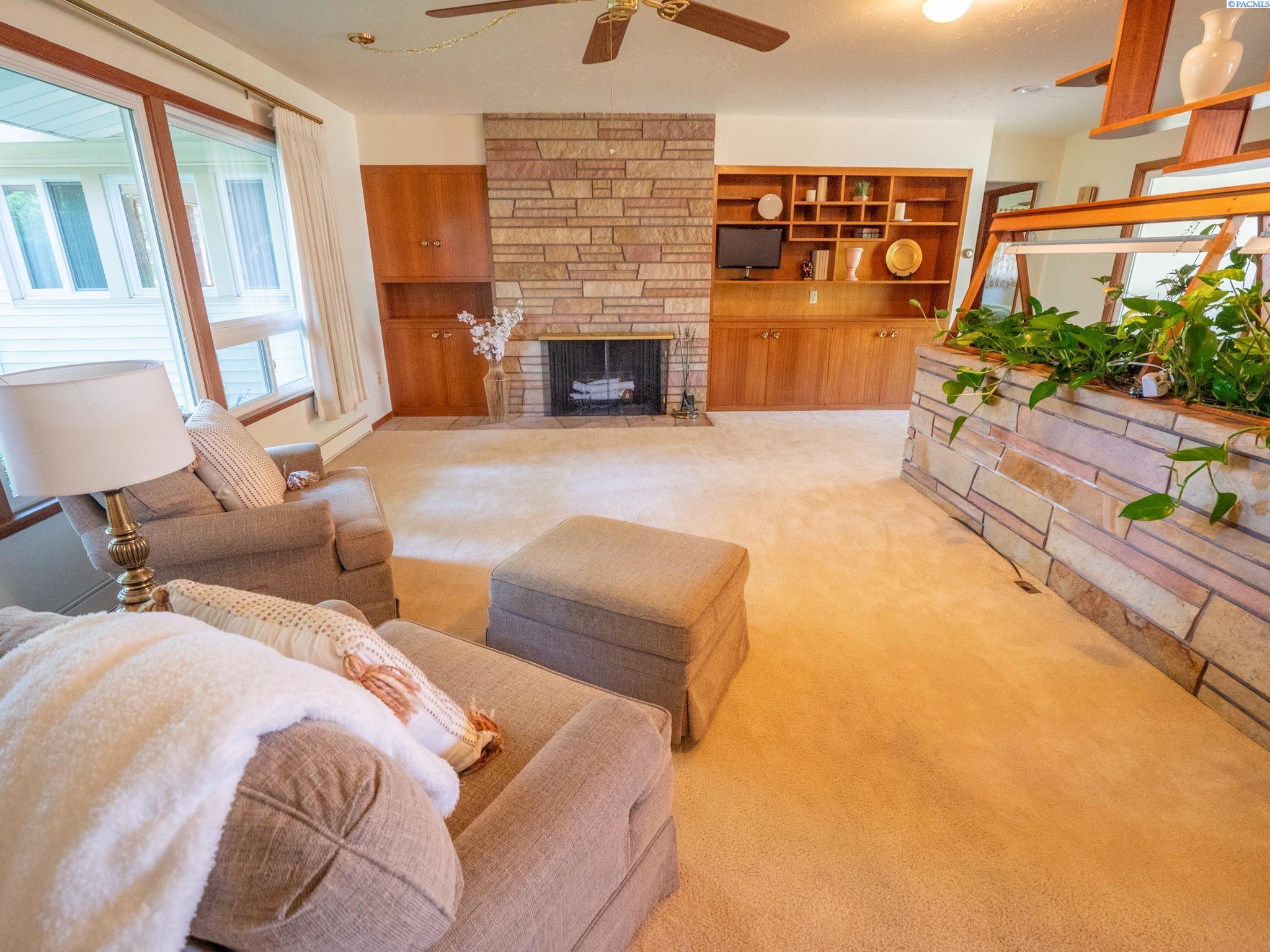 Photo 4 of Single family home for sale at 1021 Prosser Ave, Prosser, WA 99350 | MLS# PAC294978 | Listing updated on 2026-08-26
