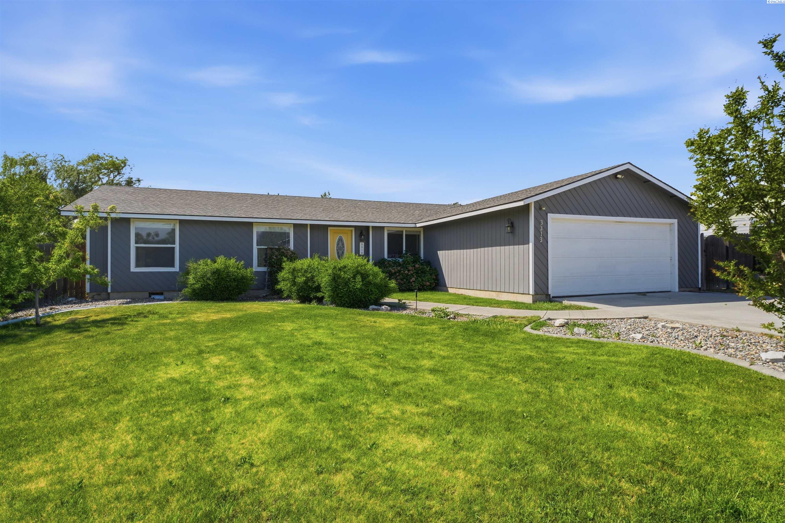 Photo 1 of Single family home for sale at 3313 S Ione St, Kennewick, WA 99337 | MLS# PAC295002 | Listing updated on 2026-10-03