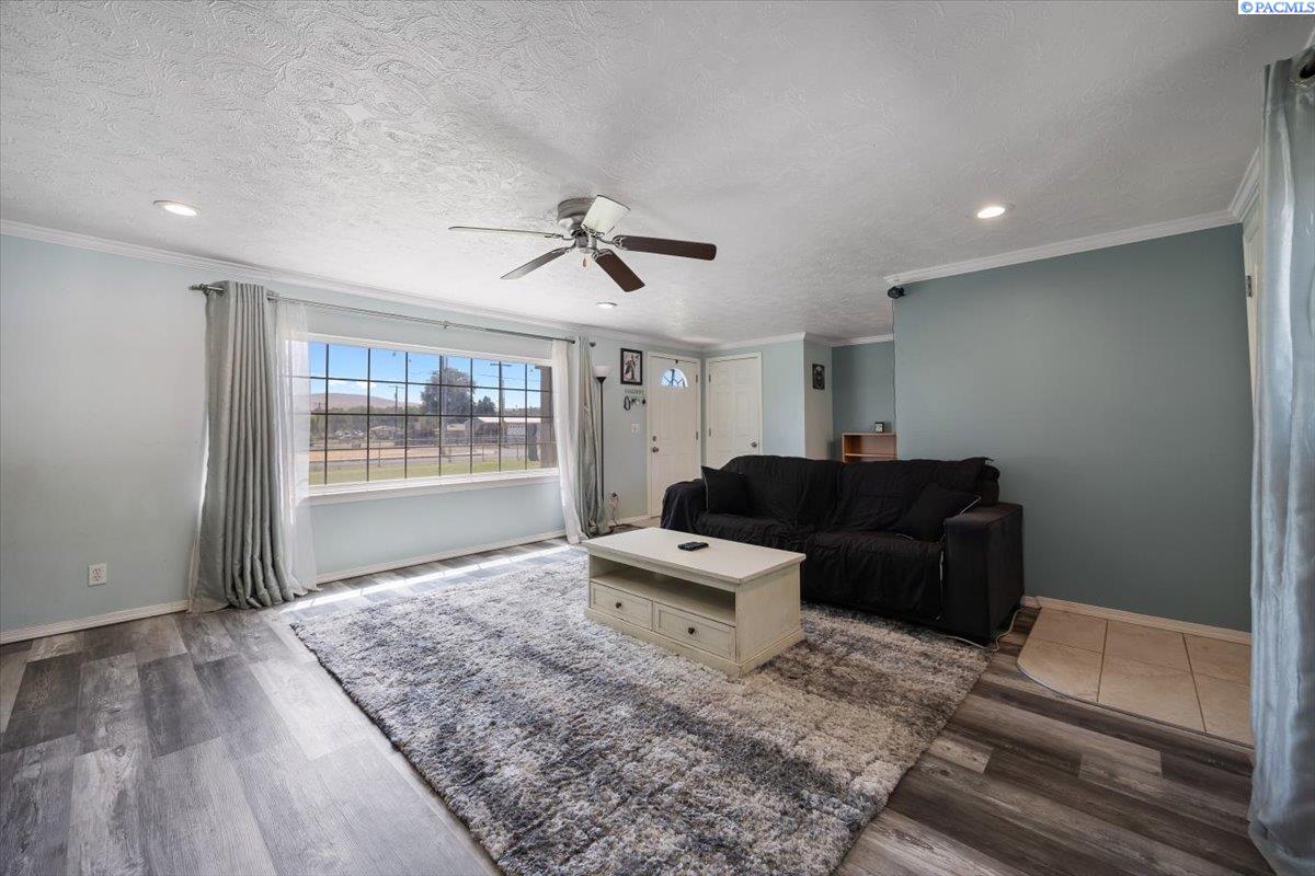 Photo 3 of Single family home for sale at 1203 E 27th Avenue, Kennewick, WA 99337 | MLS# PAC295041 | Listing updated on 2026-09-01