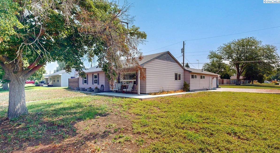Photo 2 of Single family home for sale at 614 Basswood Ave, Richland, WA 99352 | MLS# PAC295044 | Listing updated on 2026-10-08