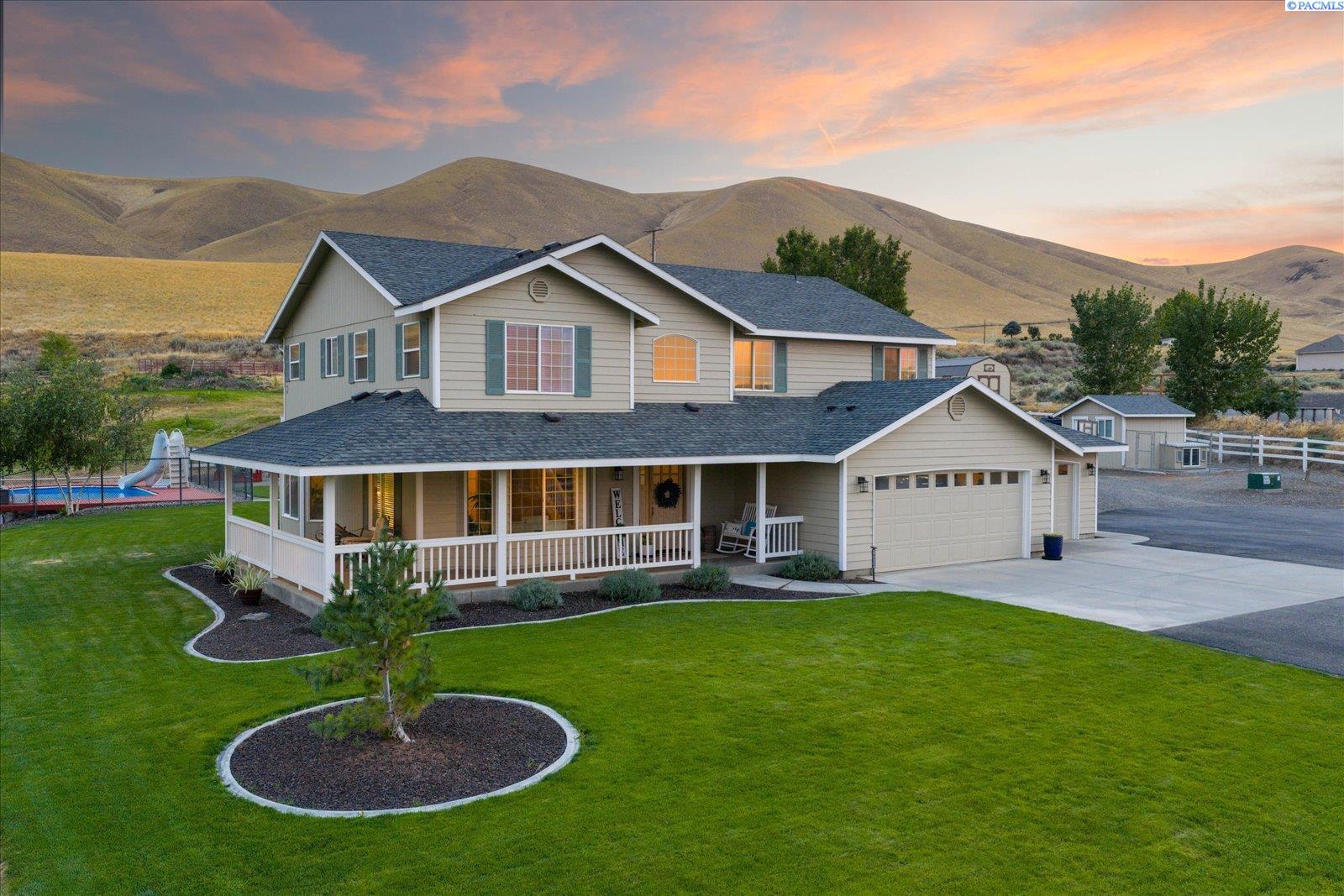 Photo 3 of Single family home for sale at 19624 N Webber Cyn Rd, Benton City, WA 99320 | MLS# PAC295064 | Listing updated on 2026-10-10