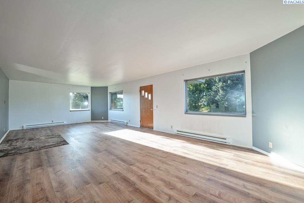 Photo 2 of Single family home for sale at 308 E Church St, Uniontown, WA 99179 | MLS# PAC295078 | Listing updated on 2026-10-07