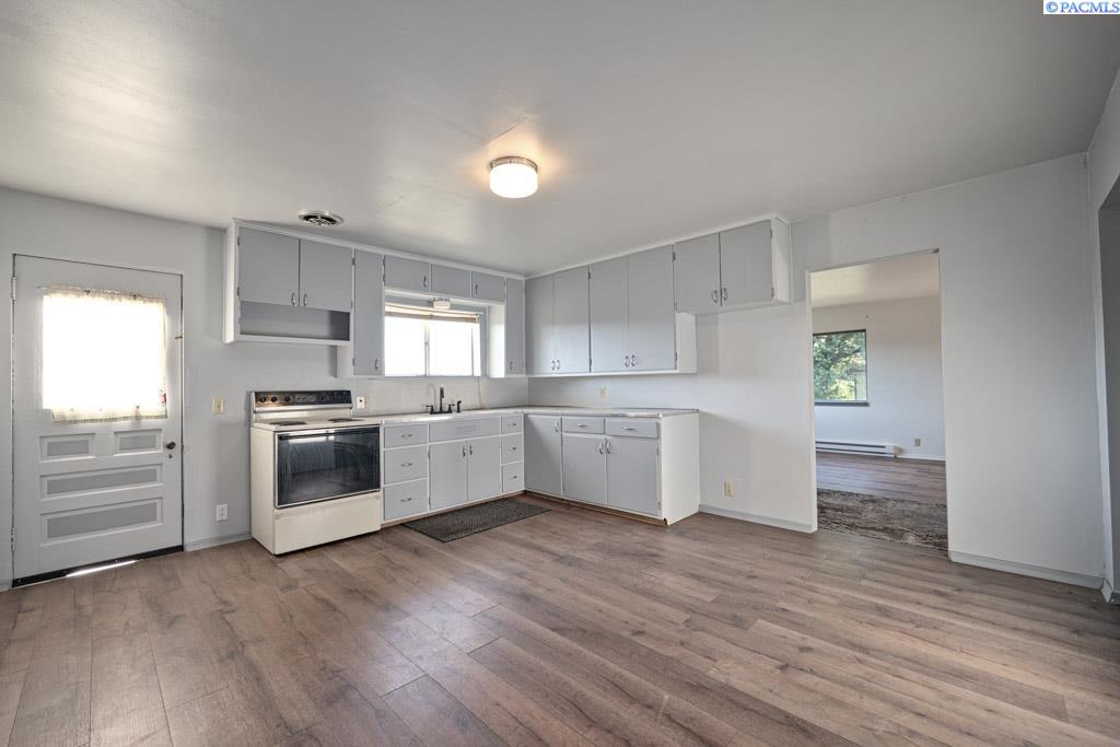 Photo 4 of Single family home for sale at 308 E Church St, Uniontown, WA 99179 | MLS# PAC295078 | Listing updated on 2026-10-07