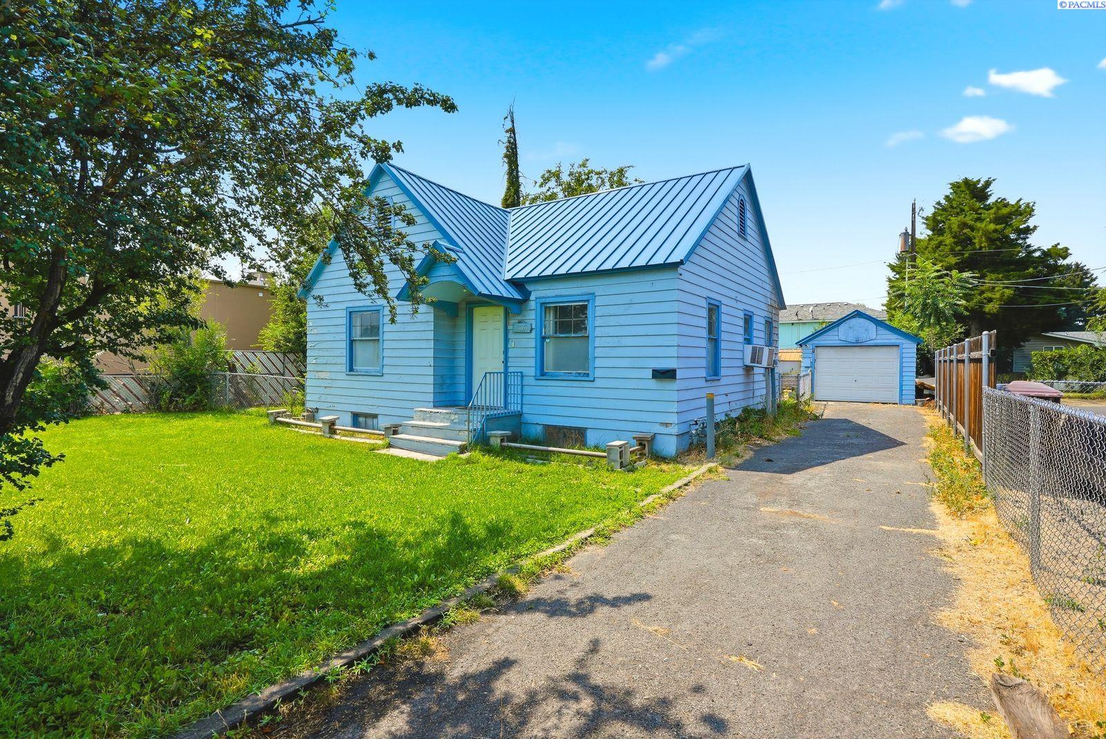 Single family home for sale at 1410 3rd Avenue, Yakima, WA 98902 | MLS# PAC295079
