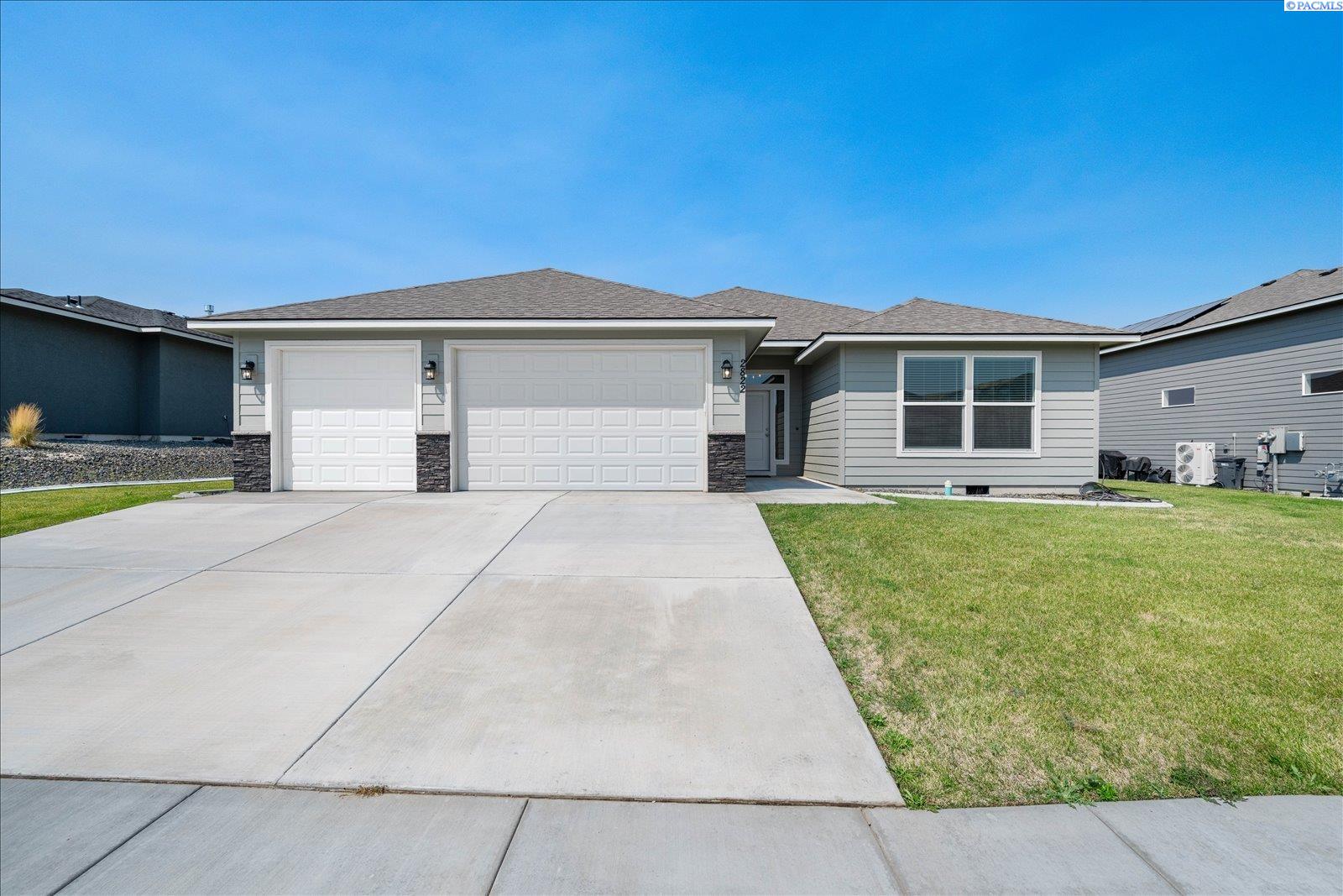 Photo 1 of Single family home for sale at 2822 S Belfair Pl, Kennewick, WA 99338 | MLS# PAC295107 | Listing updated on 2026-09-18