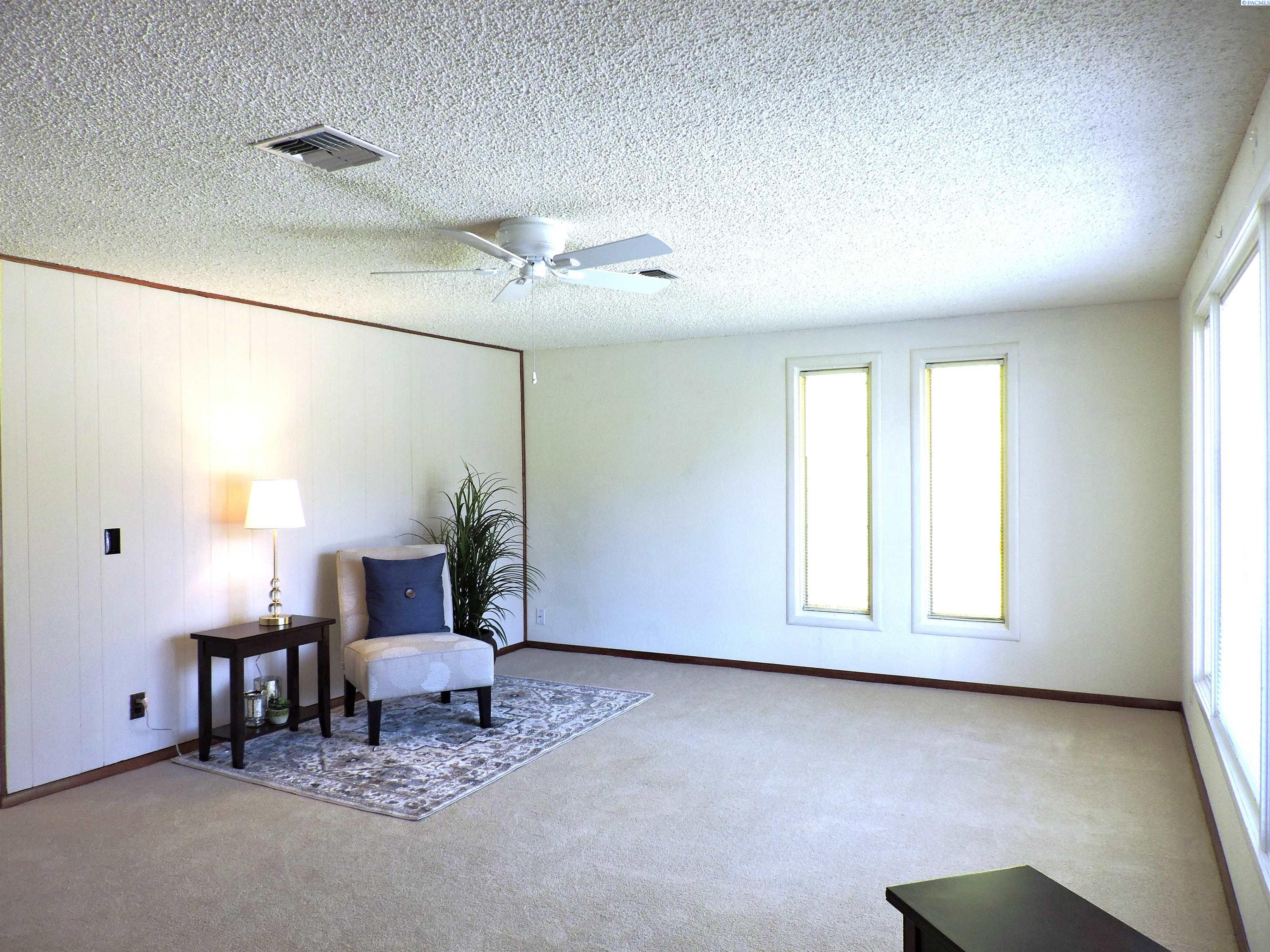 Photo 2 of Single family home for sale at 1515 Cottonwood Dr, Richland, WA 99354 | MLS# PAC295136 | Listing updated on 2026-09-30