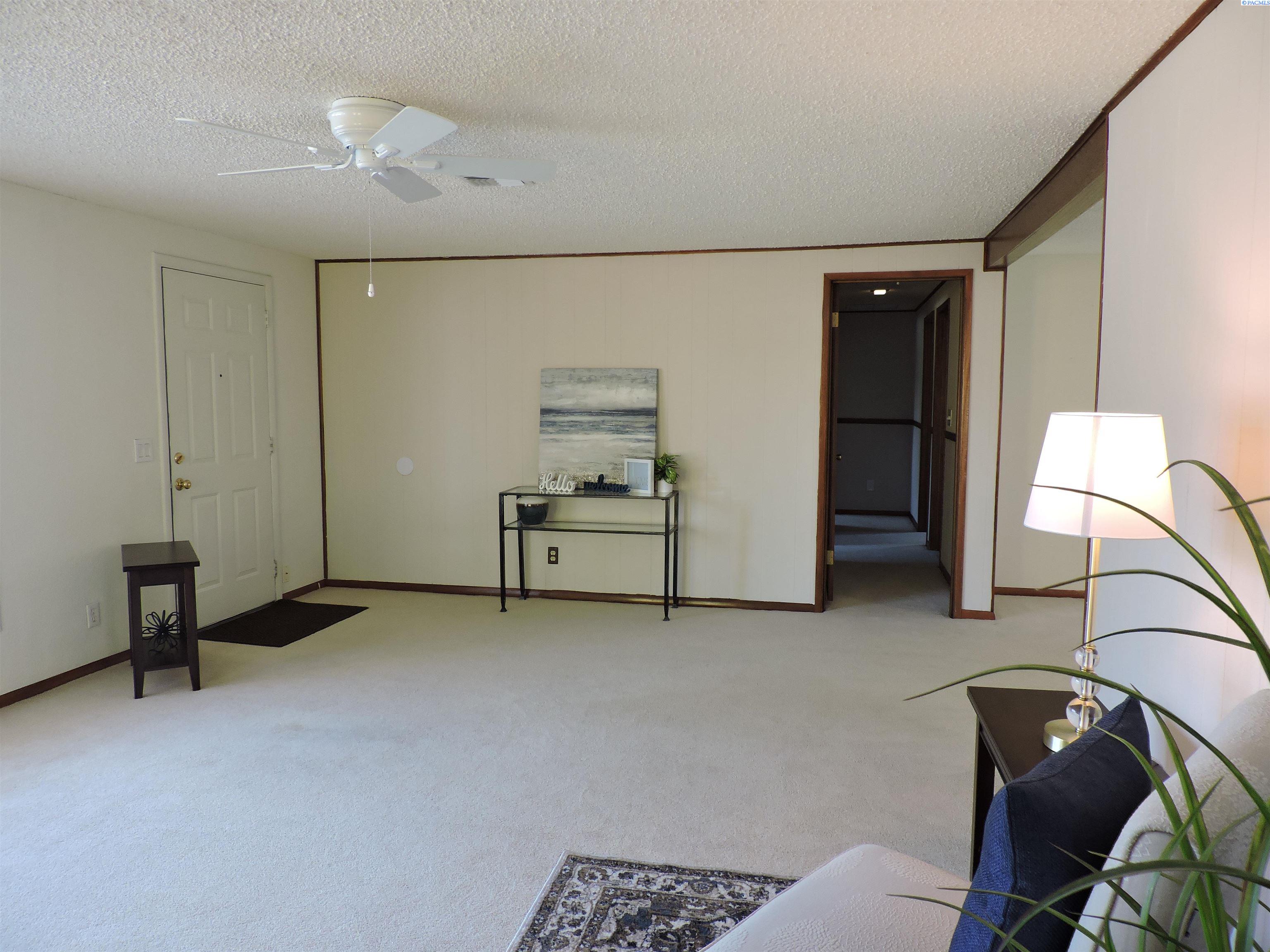 Photo 3 of Single family home for sale at 1515 Cottonwood Dr, Richland, WA 99354 | MLS# PAC295136 | Listing updated on 2026-09-30