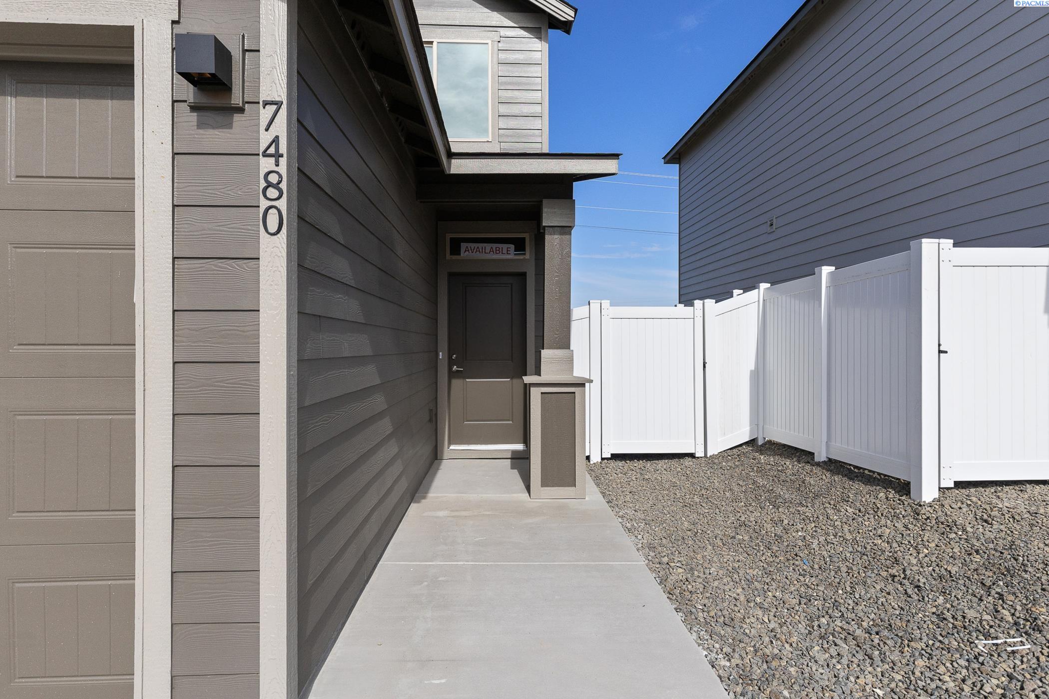 Photo 3 of Single family home for sale at 7480 Grapevine Ct, West Richland, WA 99353 | MLS# PAC295150 | Listing updated on 2026-09-19