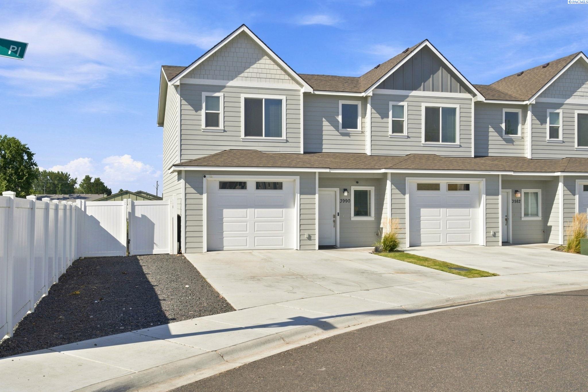 Photo 2 of Townhouse for sale at 3990 W 5th Place, Kennewick, WA 99337 | MLS# PAC295163 | Listing updated on 2026-08-08
