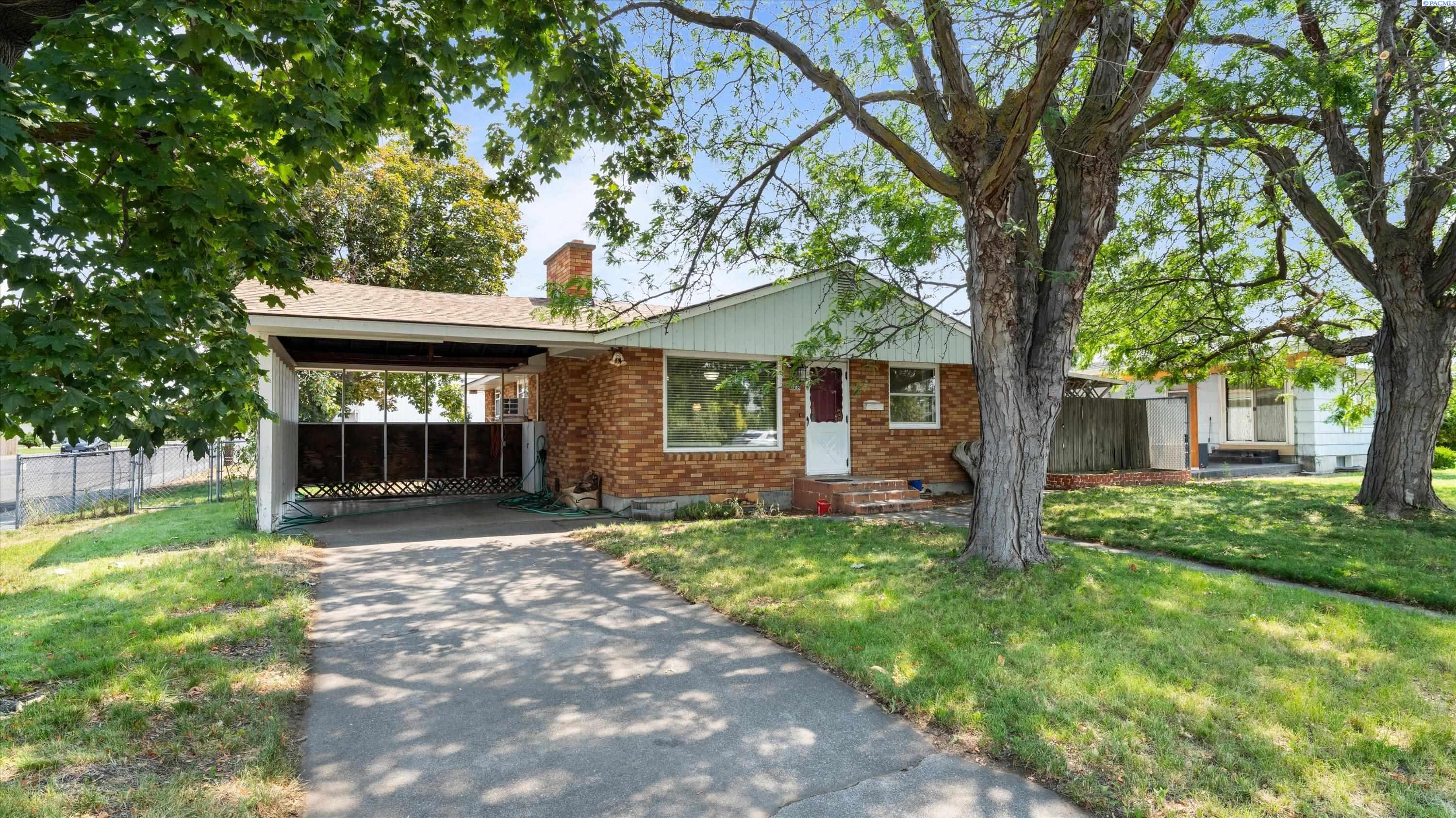 Photo 3 of Single family home for sale at 1735 N 18th Drive, Pasco, WA 99301 | MLS# PAC295187 | Listing updated on 2026-09-12