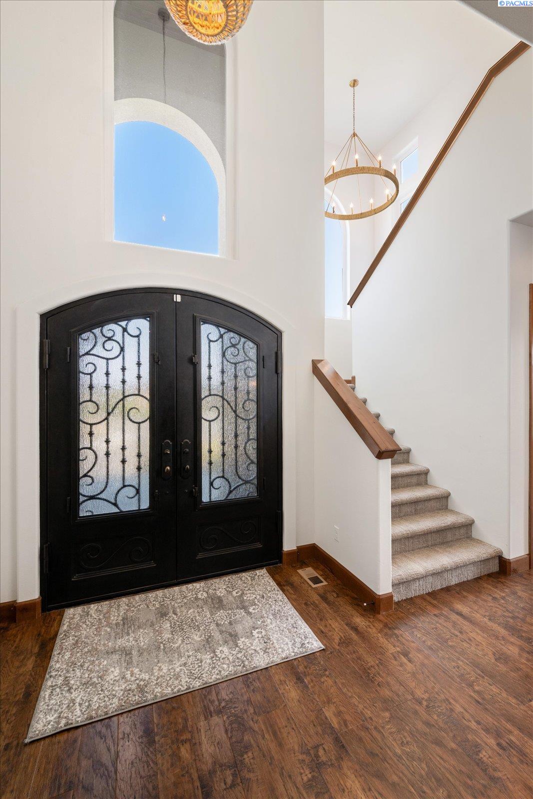 Photo 3 of Single family home for sale at 665 Isola Vista Ct, Richland, WA 99352 | MLS# PAC295241 | Listing updated on 2026-09-30