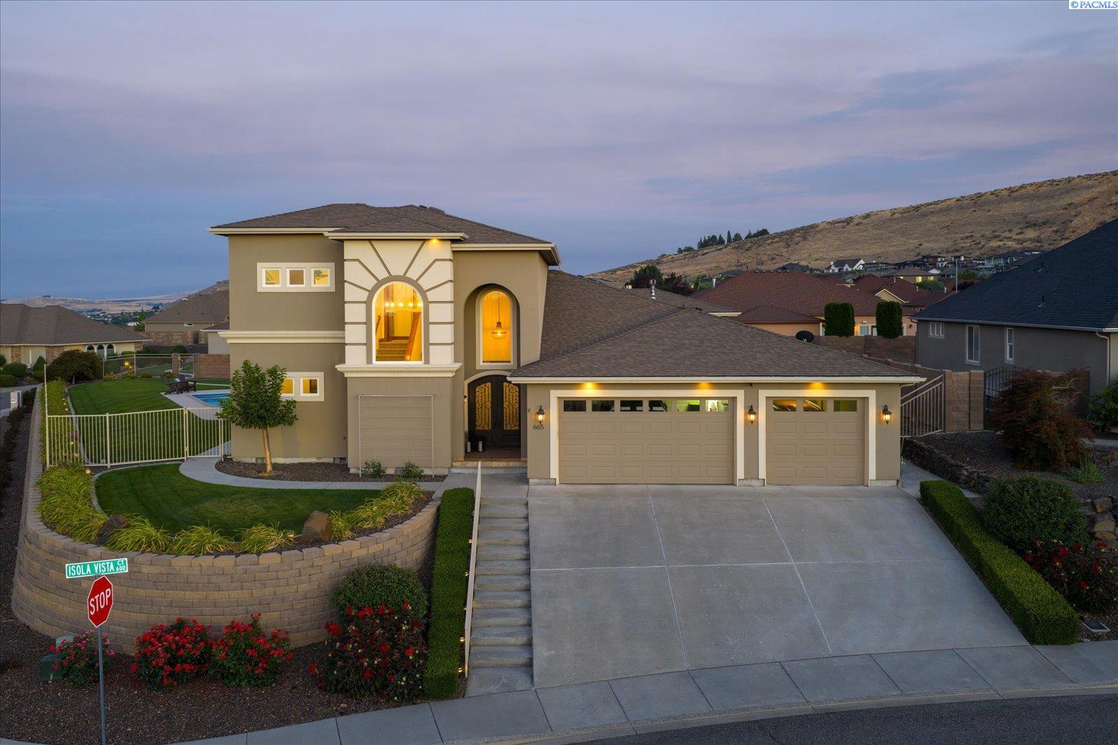 Photo 2 of Single family home for sale at 665 Isola Vista Ct, Richland, WA 99352 | MLS# PAC295241 | Listing updated on 2026-09-30