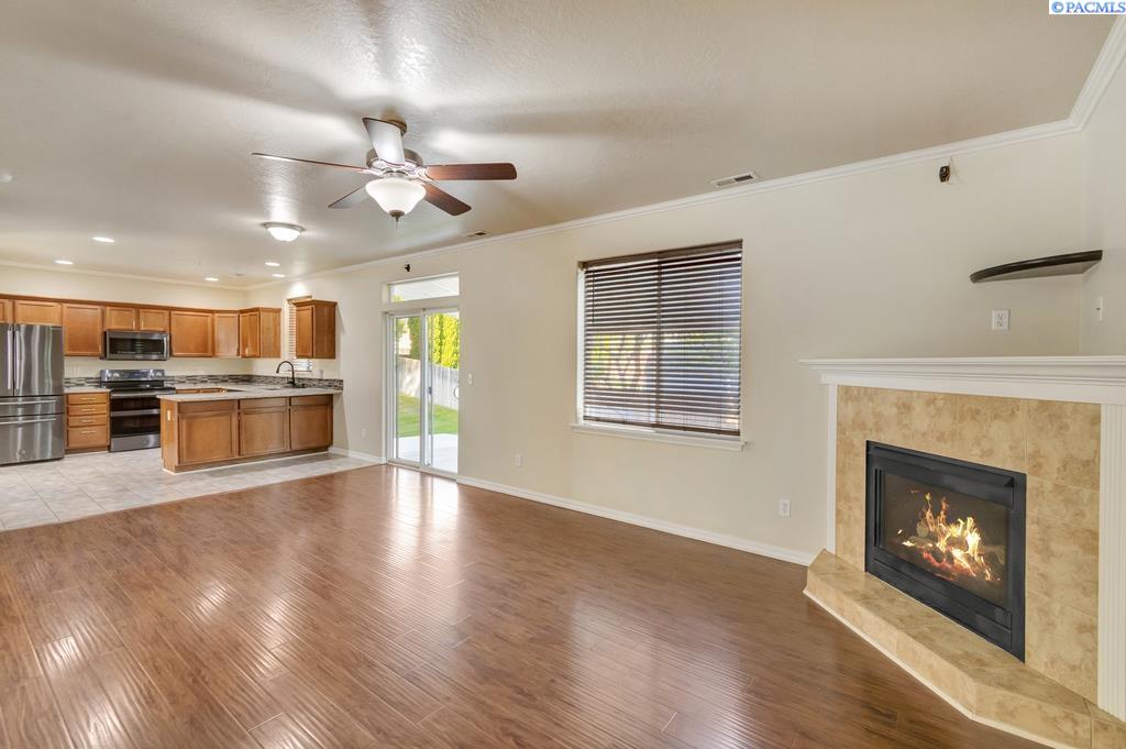 Photo 4 of Single family home for sale at 2002 Diamond Head Way, West Richland, WA 99353 | MLS# PAC295247 | Listing updated on 2026-10-10