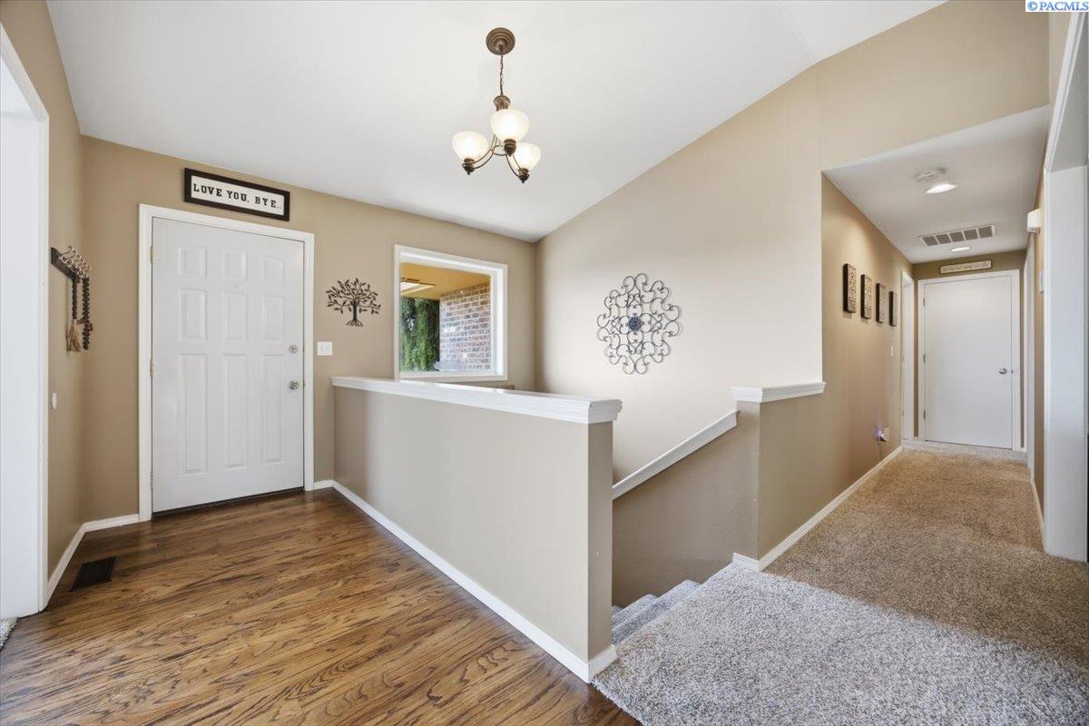 Photo 2 of Single family home for sale at 210 Rachel Rd, Kennewick, WA 99338 | MLS# PAC295262 | Listing updated on 2026-10-02