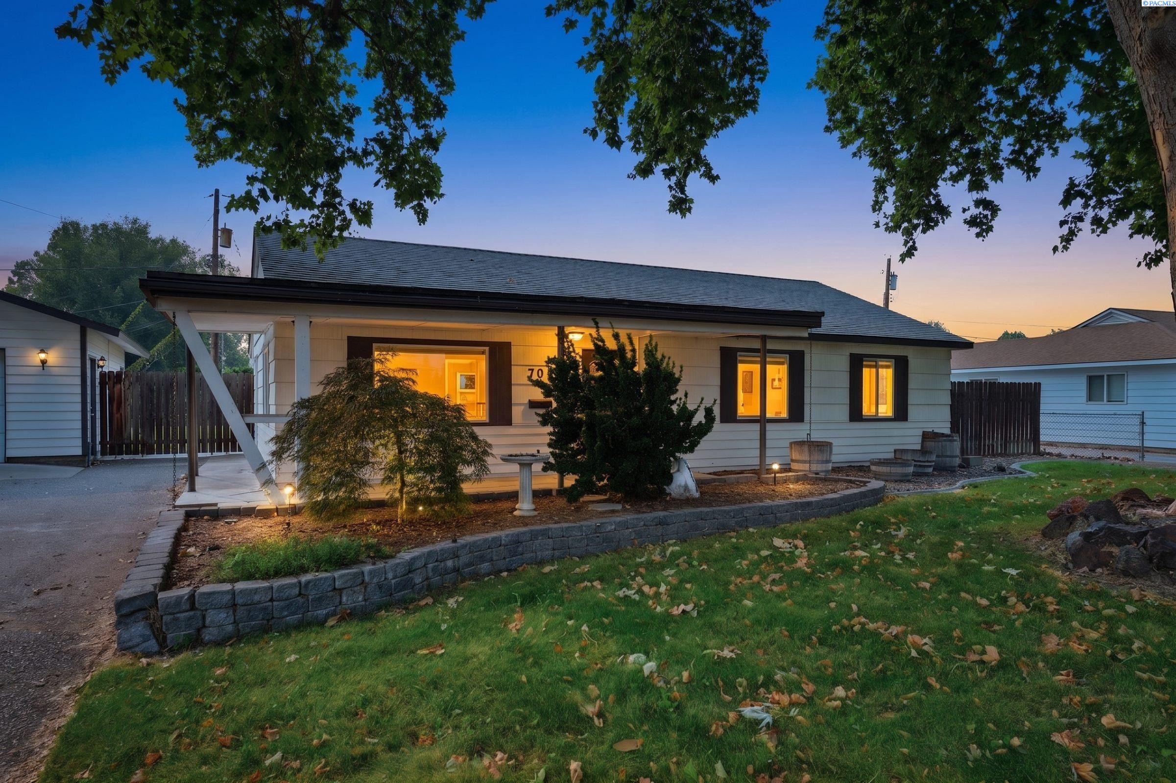 Photo 1 of Single family home for sale at 704 Birch Ave, Richland, WA 99352 | MLS# PAC295279 | Listing updated on 2026-09-09