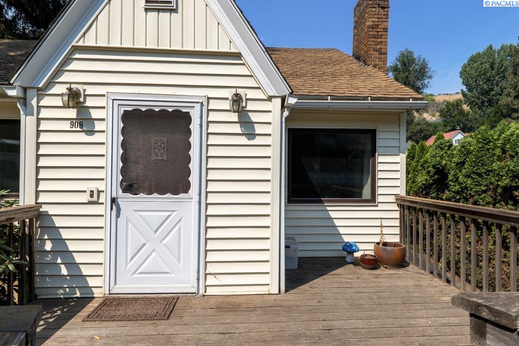 Photo 1 of Single family home for sale at 908 S Meadow St, Colfax, WA 99111 | MLS# PAC295289 | Listing updated on 2026-09-09