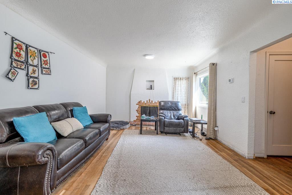 Photo 3 of Single family home for sale at 908 S Meadow St, Colfax, WA 99111 | MLS# PAC295289 | Listing updated on 2026-09-09