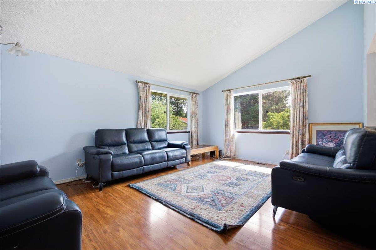 Photo 4 of Single family home for sale at 2537 Allegheny Ct, Richland, WA 99354 | MLS# PAC295342 | Listing updated on 2026-08-07