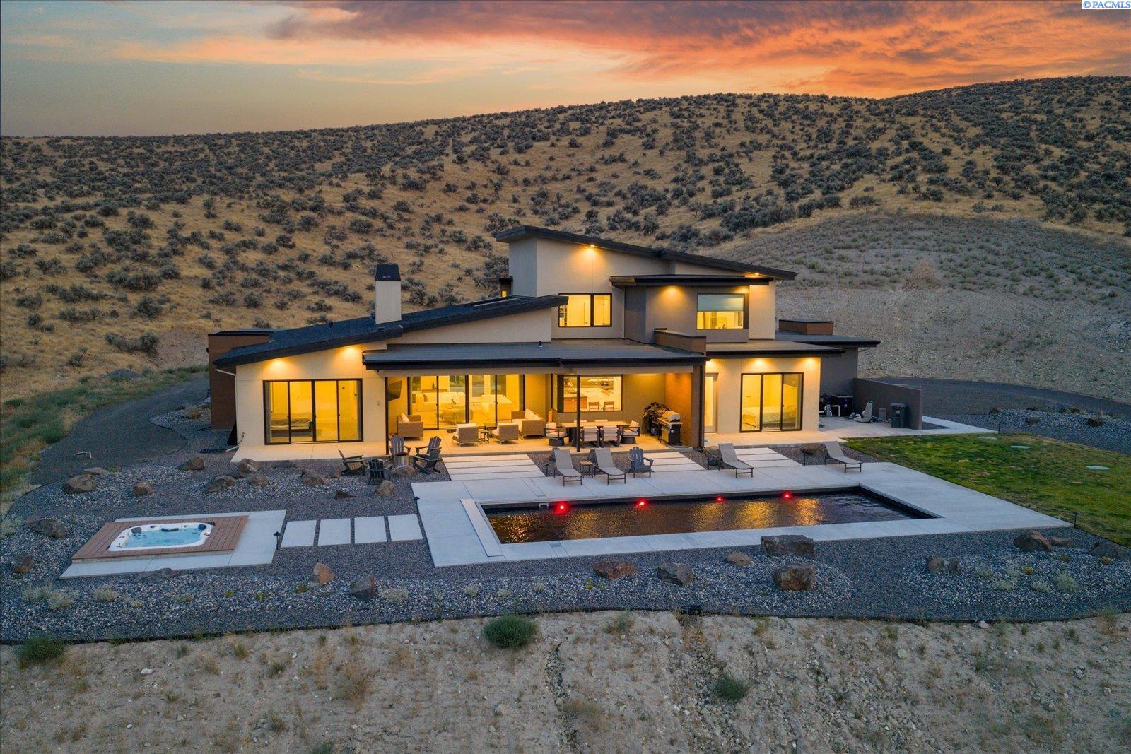 Photo 1 of Single family home for sale at 73723 Homestead Rd, Kennewick, WA 99338 | MLS# PAC295359 | Listing updated on 2026-10-02