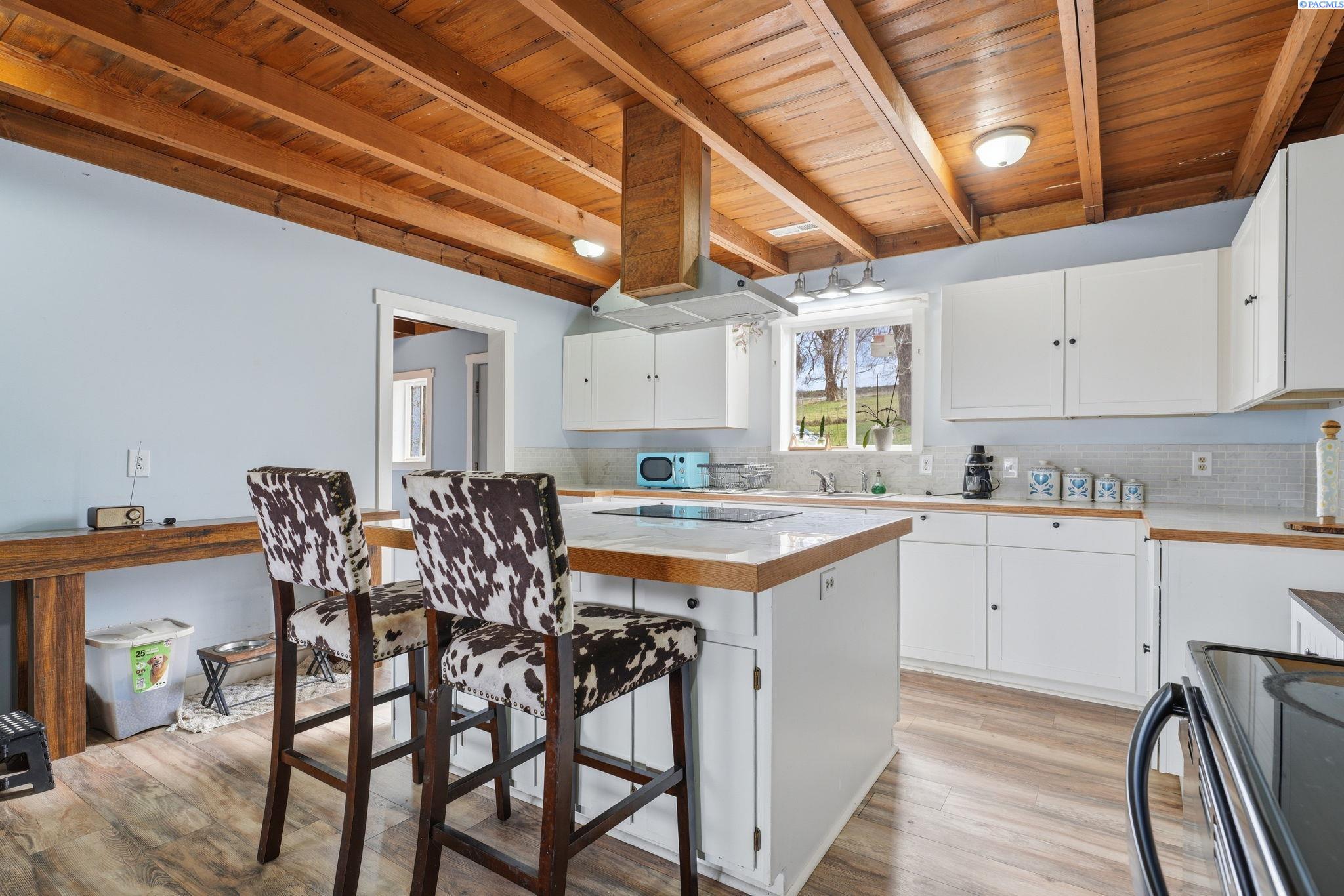 Photo 3 of Single family home for sale at 27992 Sr 22, Mabton, WA 98935 | MLS# PAC295382 | Listing updated on 2026-09-30