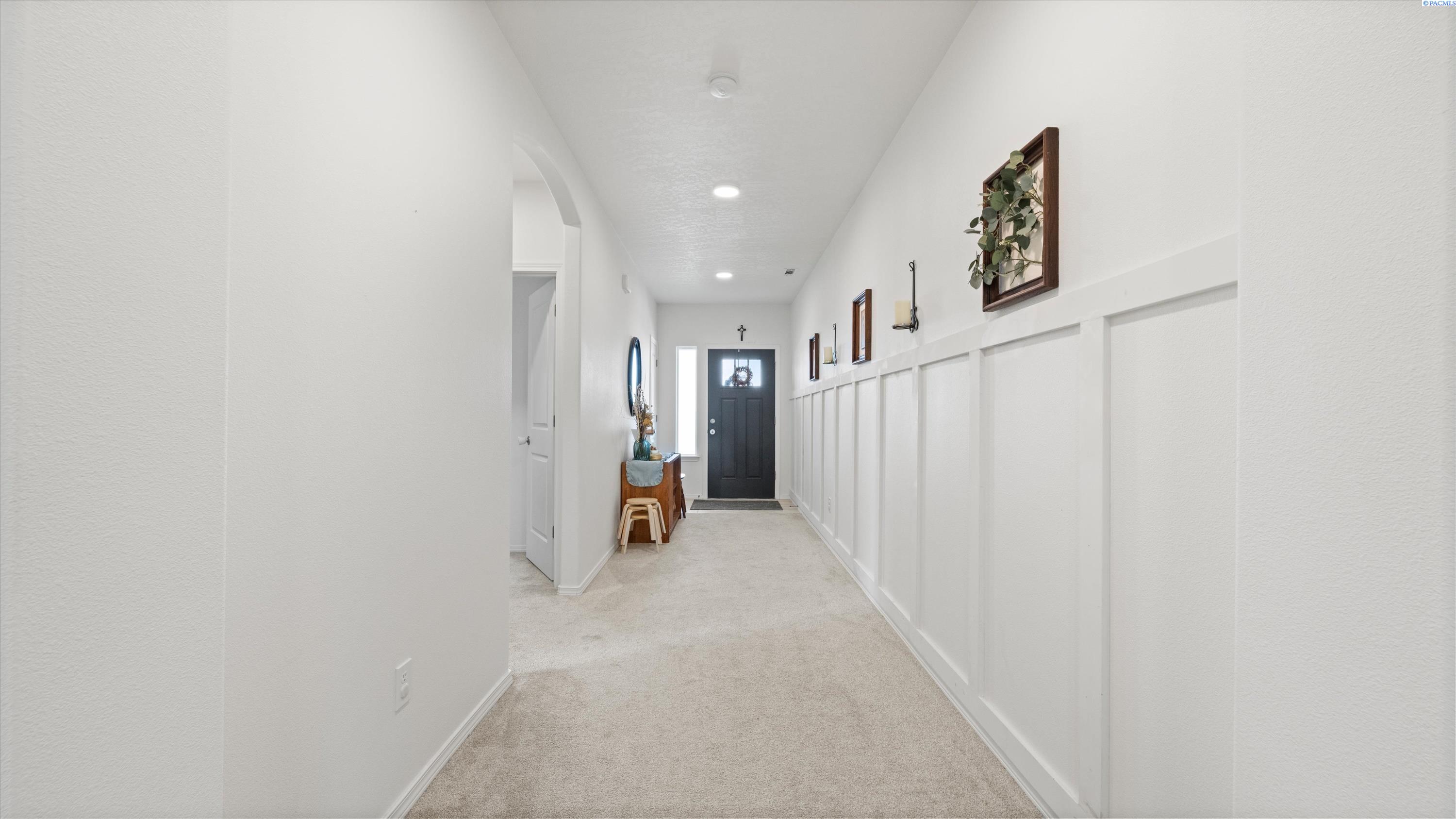 Photo 3 of Single family home for sale at 831 Annajean Ave, Benton City, WA 99320 | MLS# PAC295393 | Listing updated on 2026-10-02