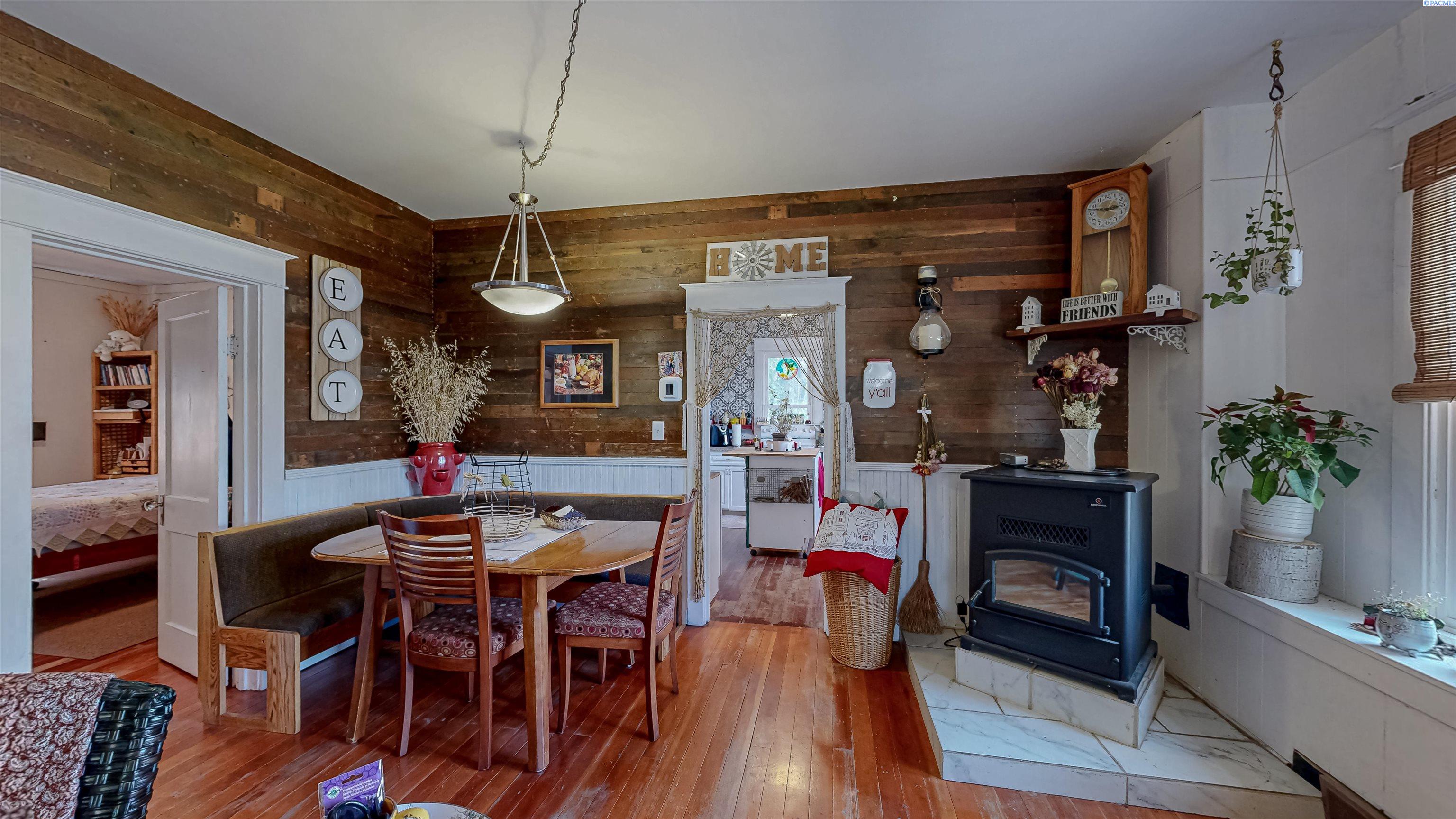 Photo 4 of Single family home for sale at 307 C St, Endicott, WA 99125 | MLS# PAC295395 | Listing updated on 2026-09-02
