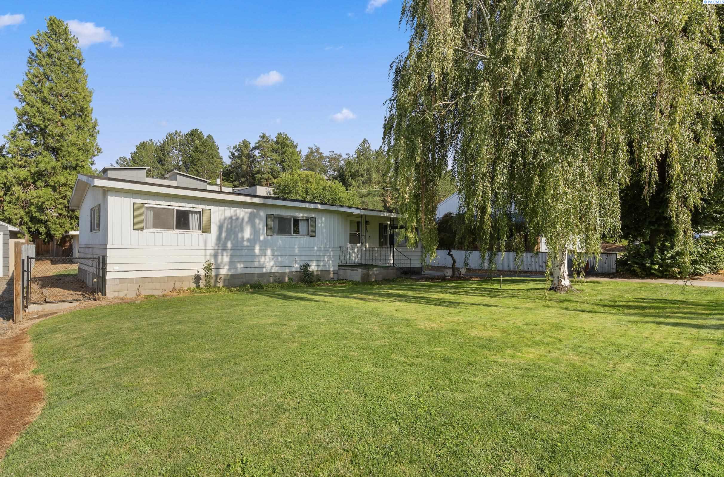 Manufactured home for sale at 924 Market St, Prosser, WA 99350 | MLS# PAC295437