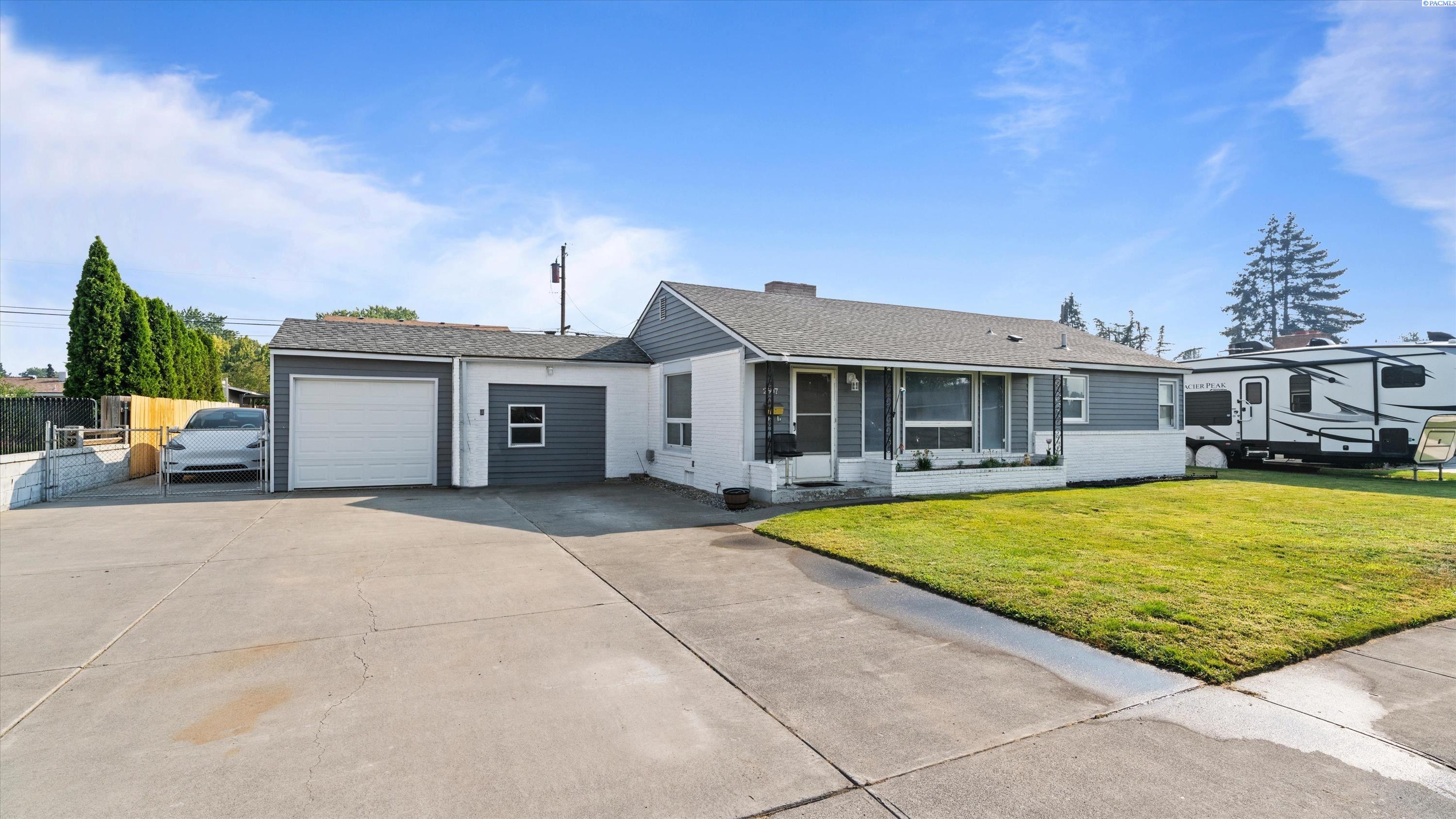 Photo 3 of Single family home for sale at 2507 W Entiat Ave, Kennewick, WA 99336 | MLS# PAC295440 | Listing updated on 2026-09-20