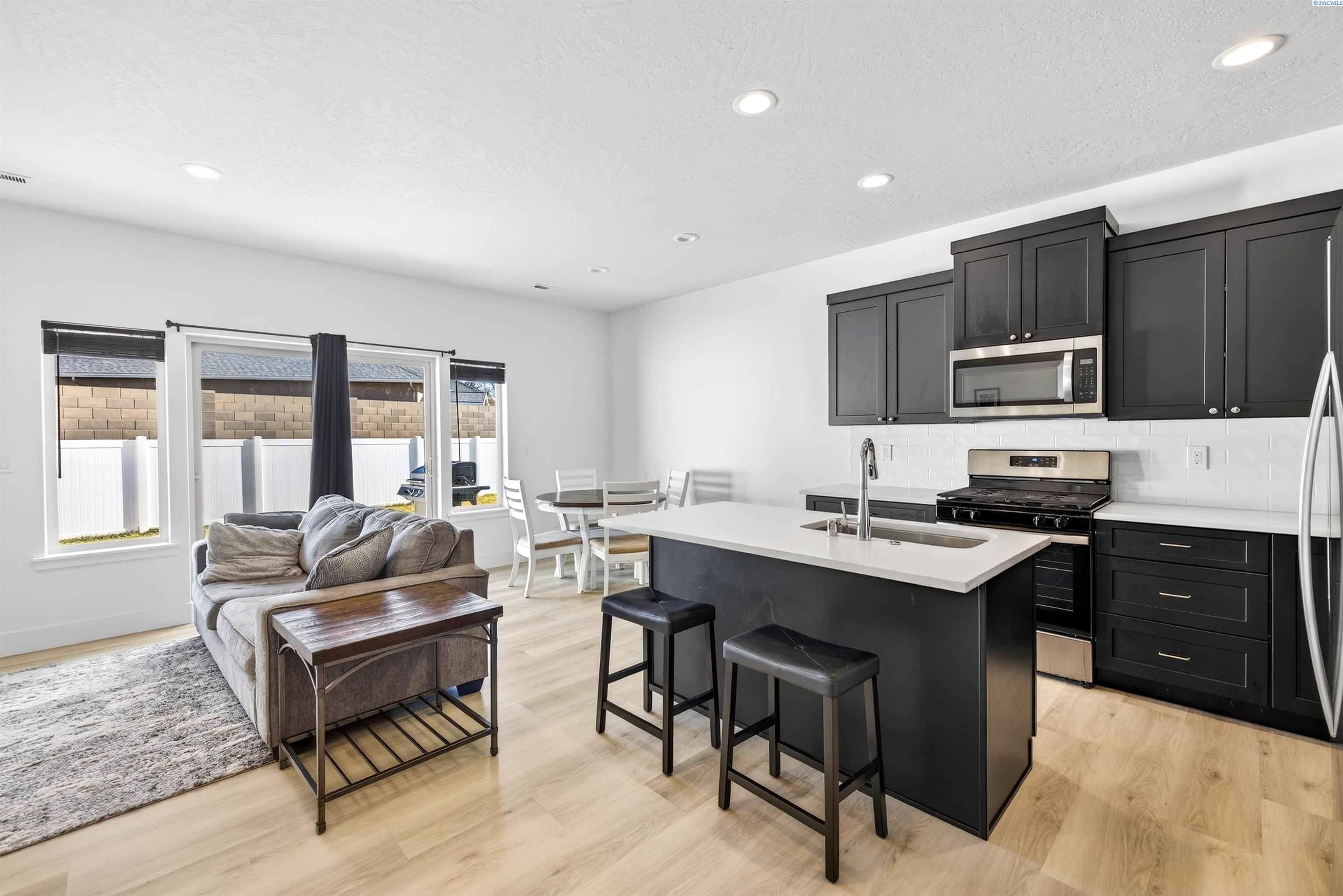 Photo 1 of Townhouse for sale at 2803 66th Place, Pasco, WA 99301 | MLS# PAC295453 | Listing updated on 2026-09-20