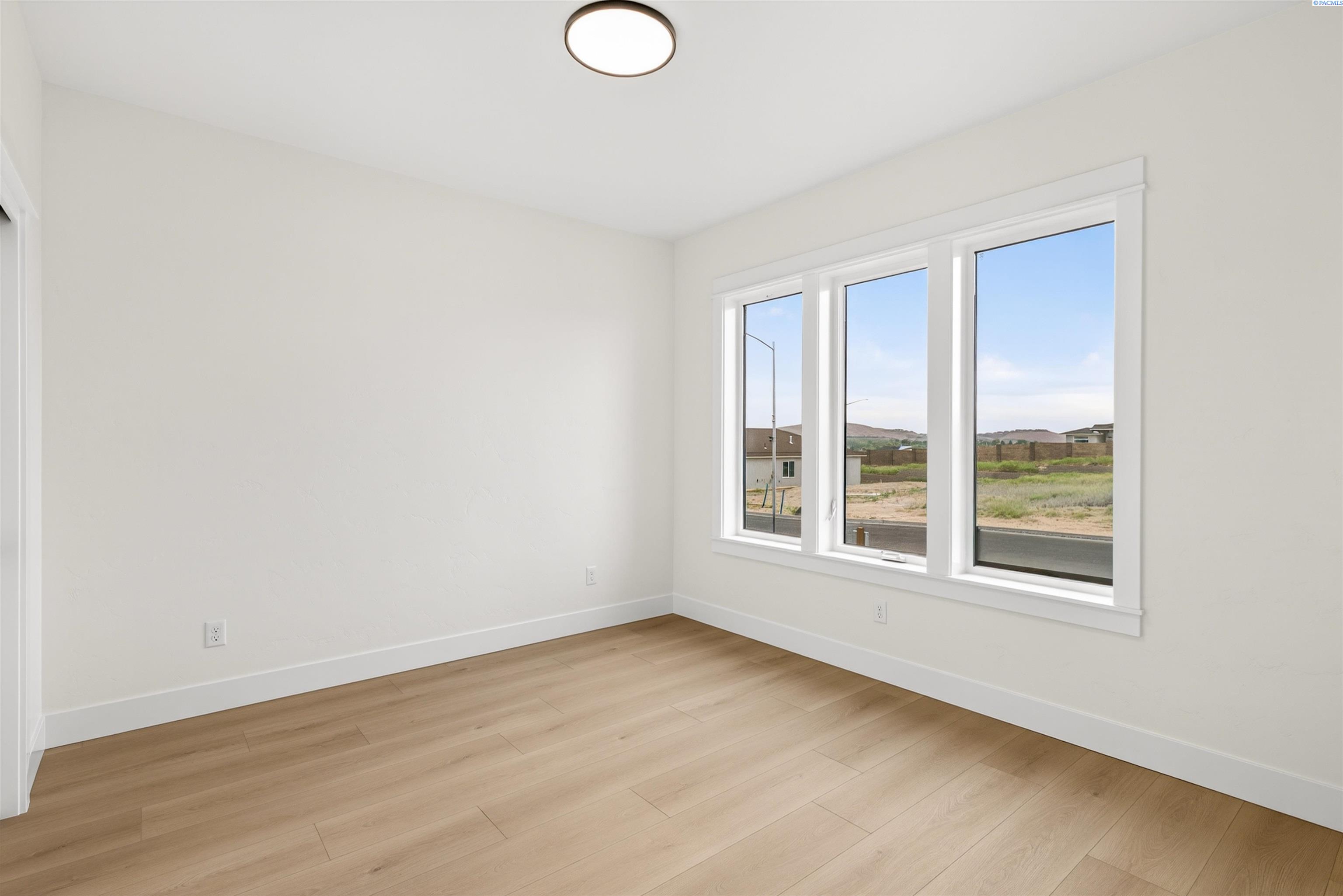 Photo 4 of Single family home for sale at 3007 Meadowlark Ave, Richland, WA 99352 | MLS# PAC295455 | Listing updated on 2026-09-09