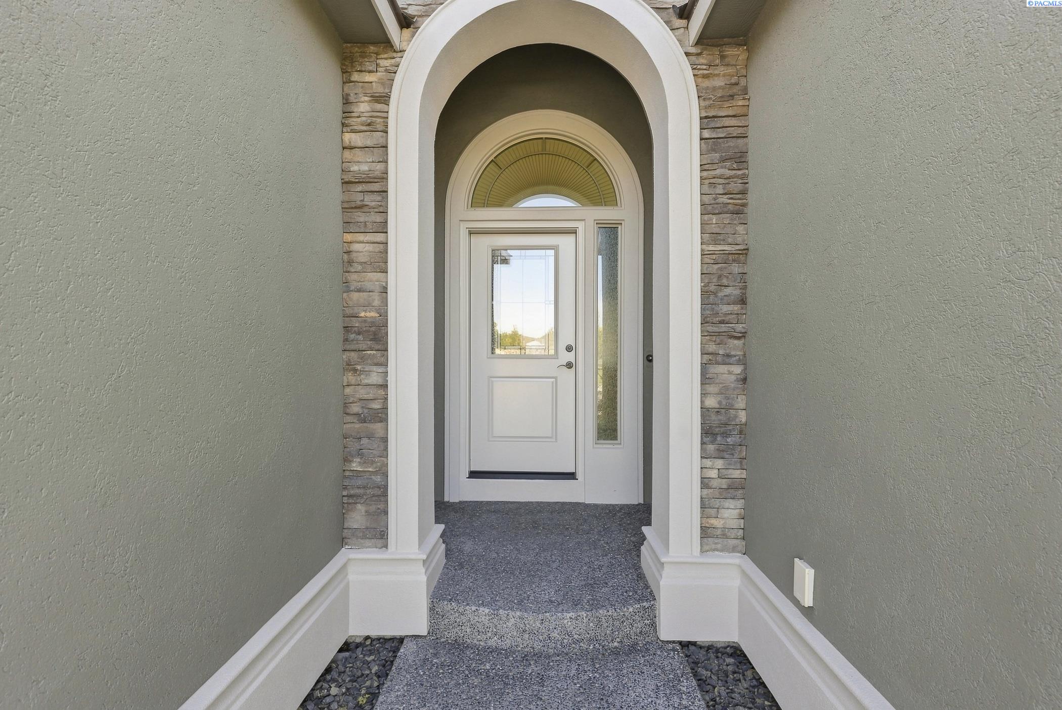 Photo 3 of Single family home for sale at 2640 Grayhawk Loop, Richland, WA 99354 | MLS# PAC295471 | Listing updated on 2026-10-02
