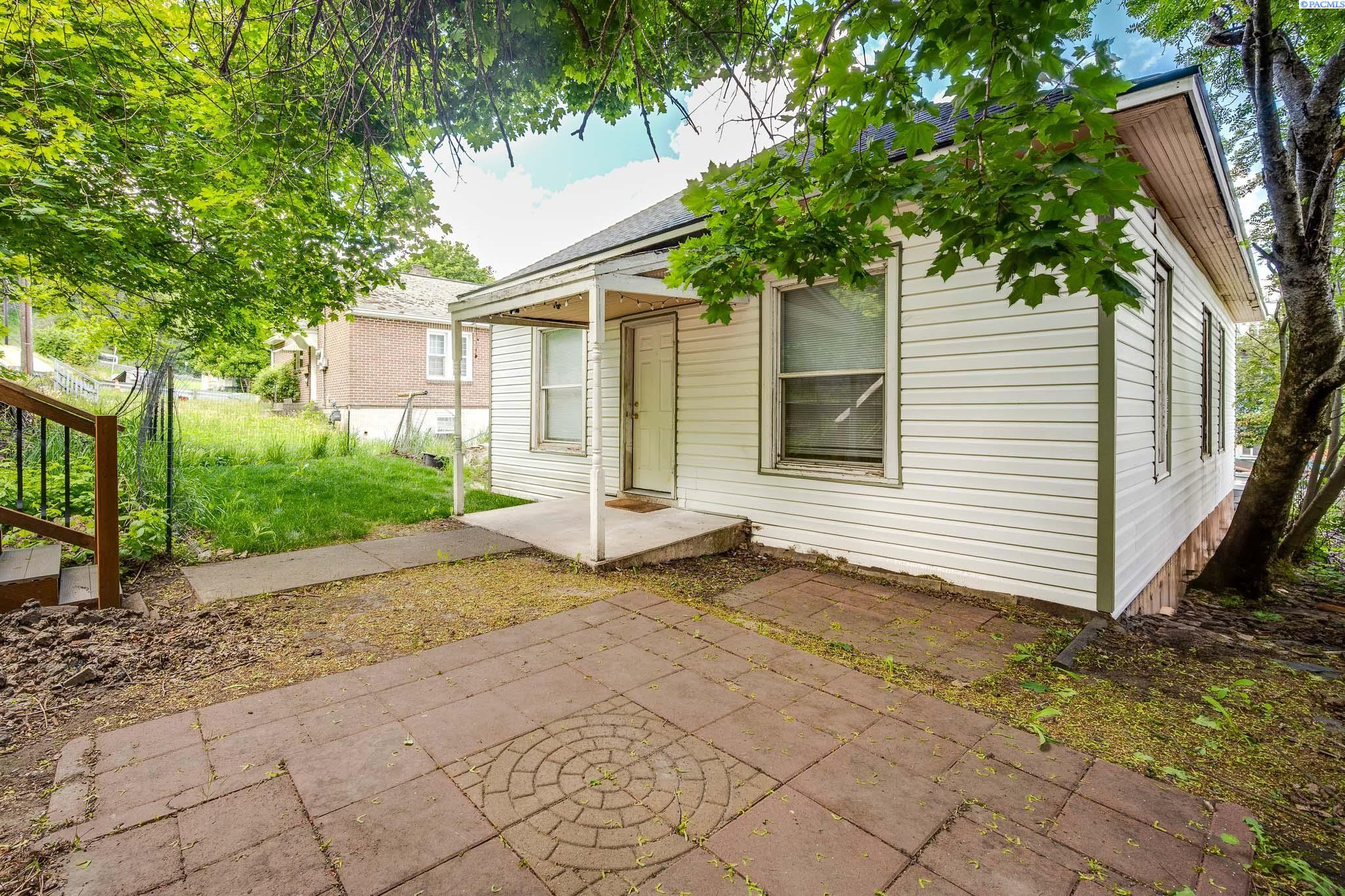 Photo 1 of Single family home for sale at 225 Se Spring St, Pullman, WA 99163 | MLS# PAC295474 | Listing updated on 2026-10-05