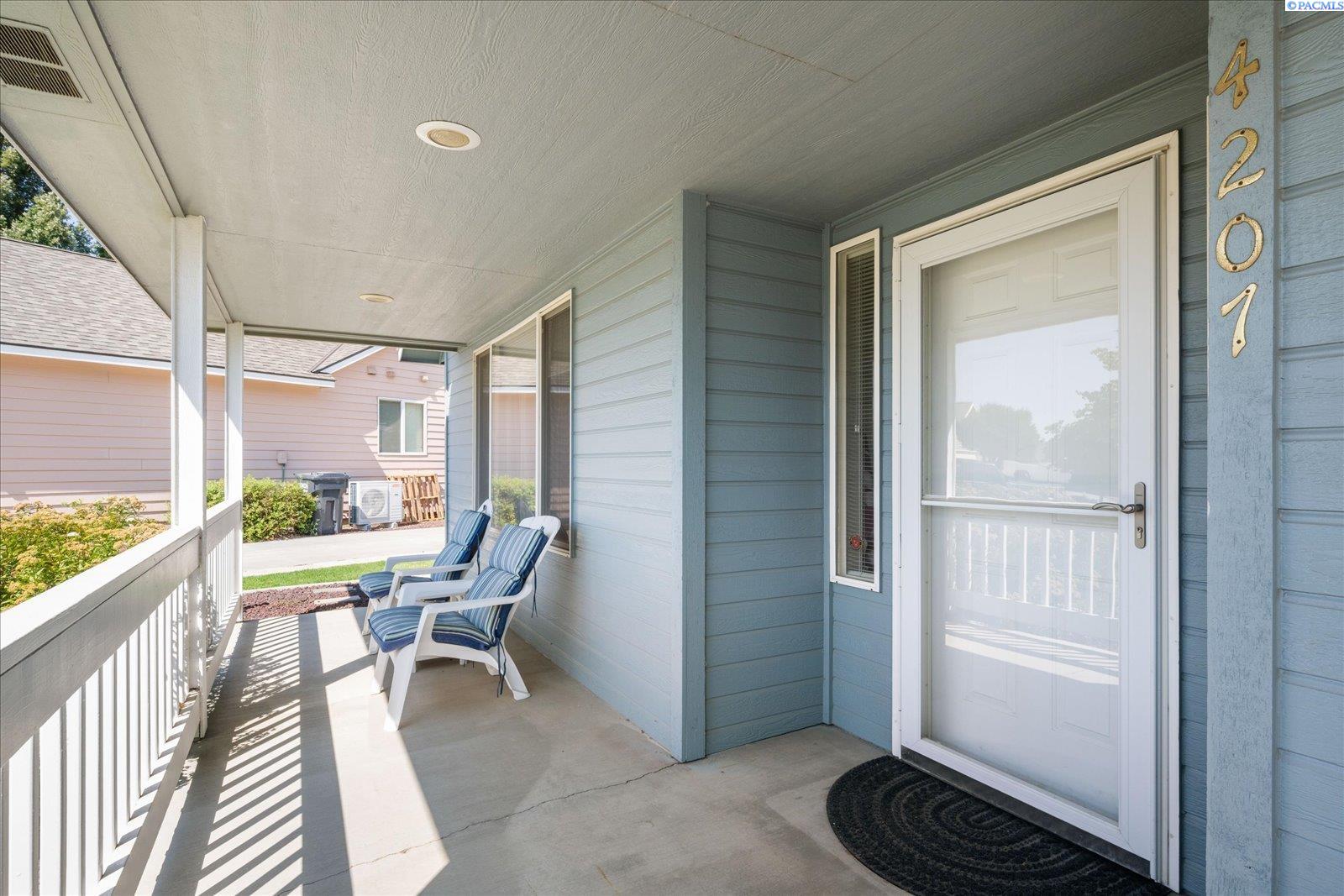Photo 3 of Single family home for sale at 4207 Mojave Ct, Pasco, WA 99301 | MLS# PAC295476 | Listing updated on 2026-09-14
