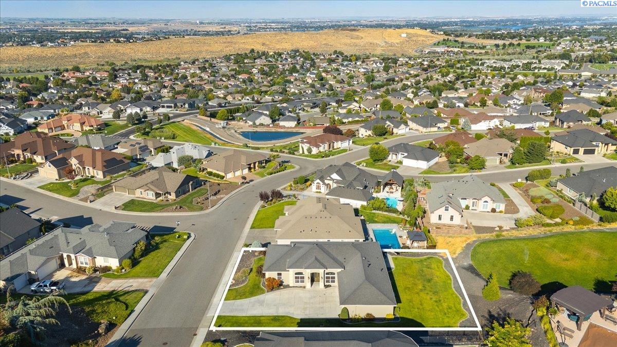 Photo 3 of Single family home for sale at 623 Big Sky Dr, Richland, WA 99352 | MLS# PAC295482 | Listing updated on 2026-08-15