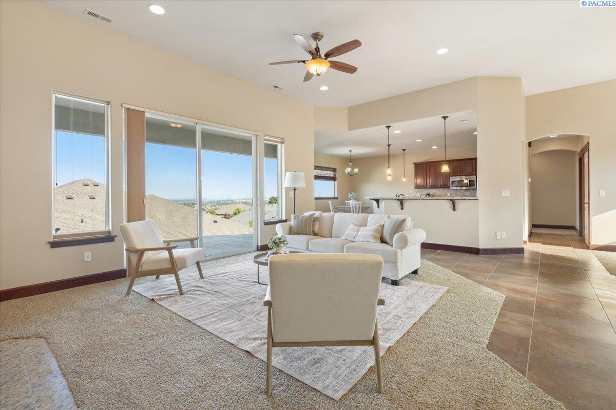 Photo 3 of Single family home for sale at 623 Big Sky Dr, Richland, WA 99352 | MLS# PAC295482 | Listing updated on 2026-08-15