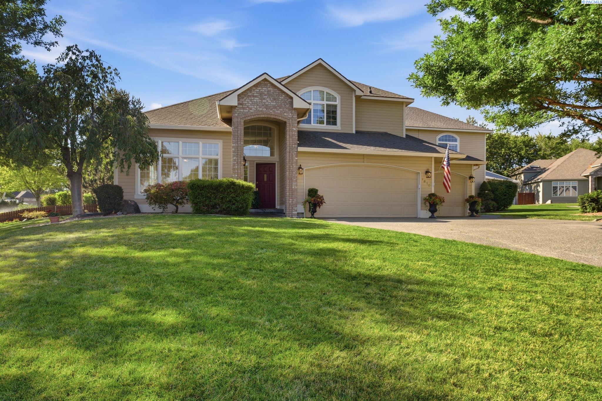 Photo 3 of Single family home for sale at 1610 Sunterra Ct, Richland, WA 99352 | MLS# PAC295490 | Listing updated on 2026-10-10