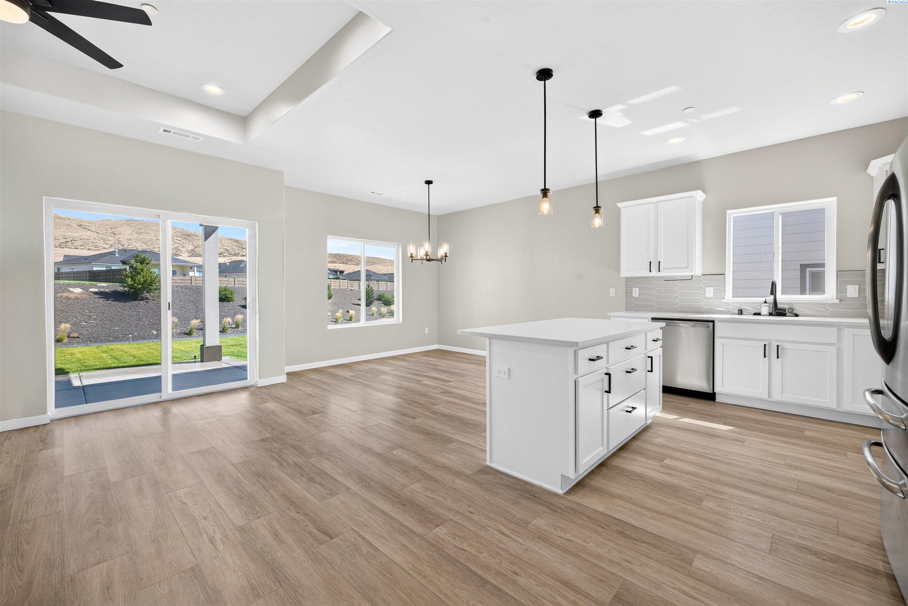 Photo 3 of Single family home for sale at 3902 Barbera St, Richland, WA 99352 | MLS# PAC295491 | Listing updated on 2026-10-08