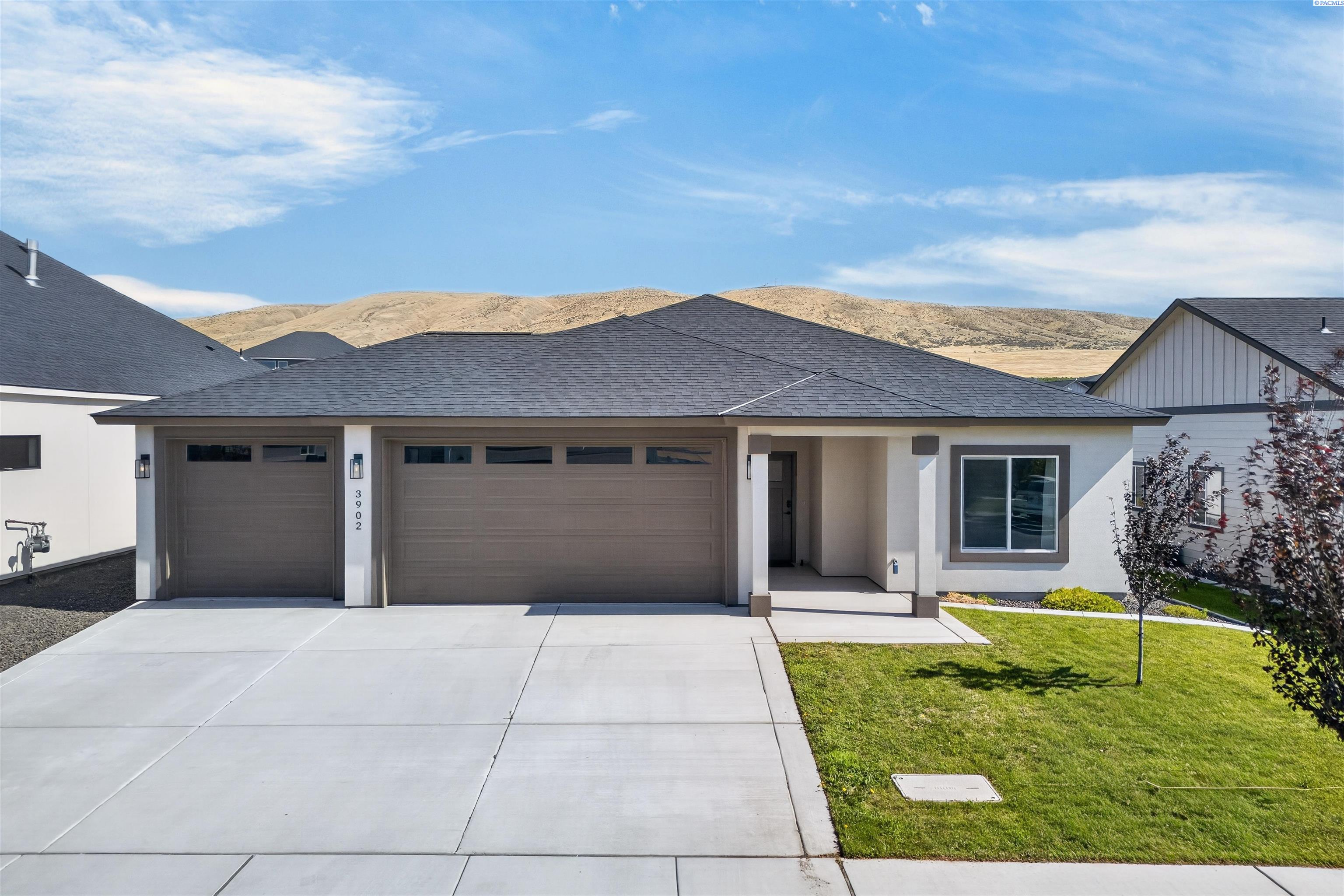 Photo 1 of Single family home for sale at 3902 Barbera St, Richland, WA 99352 | MLS# PAC295491 | Listing updated on 2026-10-08