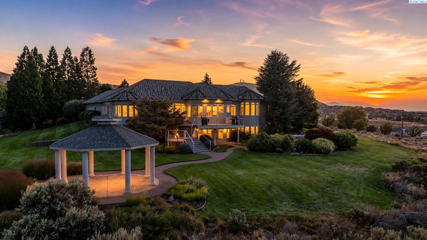 Photo 1 of Mansion for sale at 1361 Gage Blvd, Richland, WA 99352 | MLS# PAC295500 | Listing updated on 2026-09-24