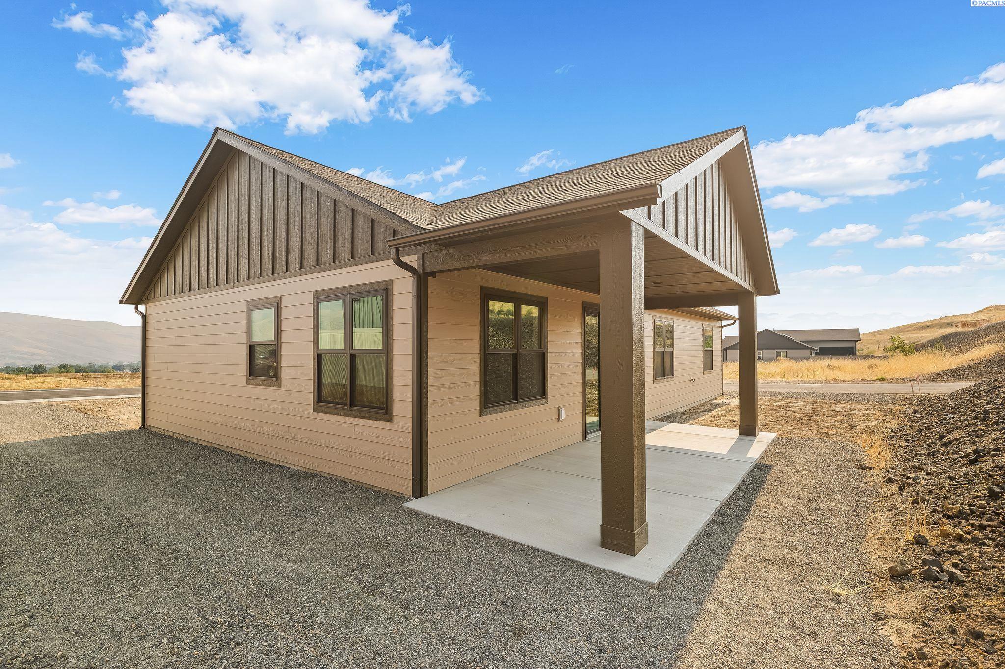 Photo 4 of Single family home for sale at 1685 Bennett Hl Dr, Clarkston, WA 99403 | MLS# PAC295501 | Listing updated on 2026-08-13