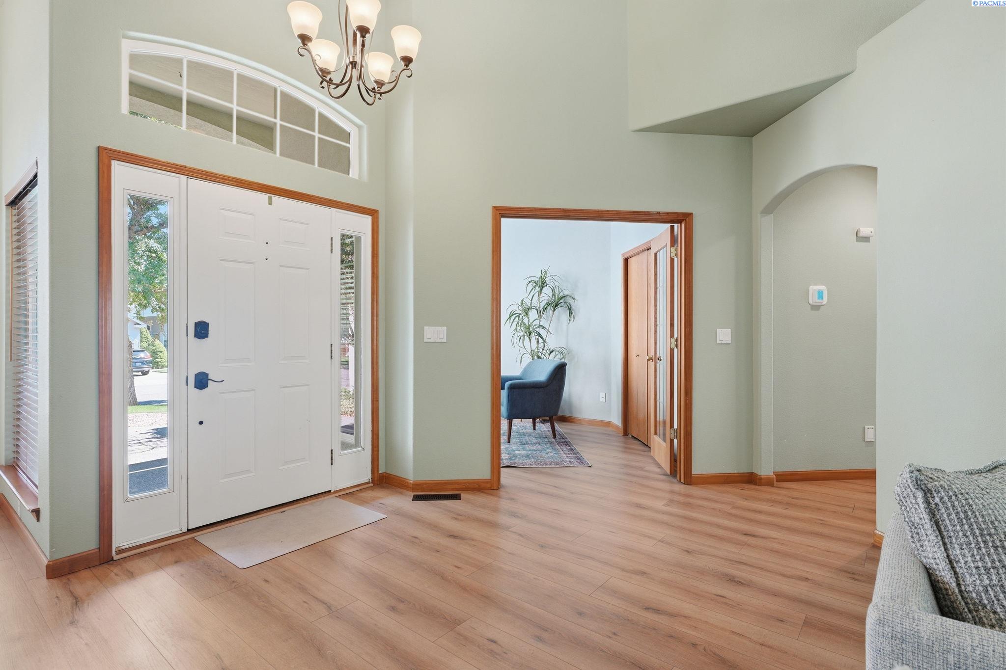 Photo 3 of Single family home for sale at 143 Mesa Dr, Richland, WA 99352 | MLS# PAC295502 | Listing updated on 2026-10-06