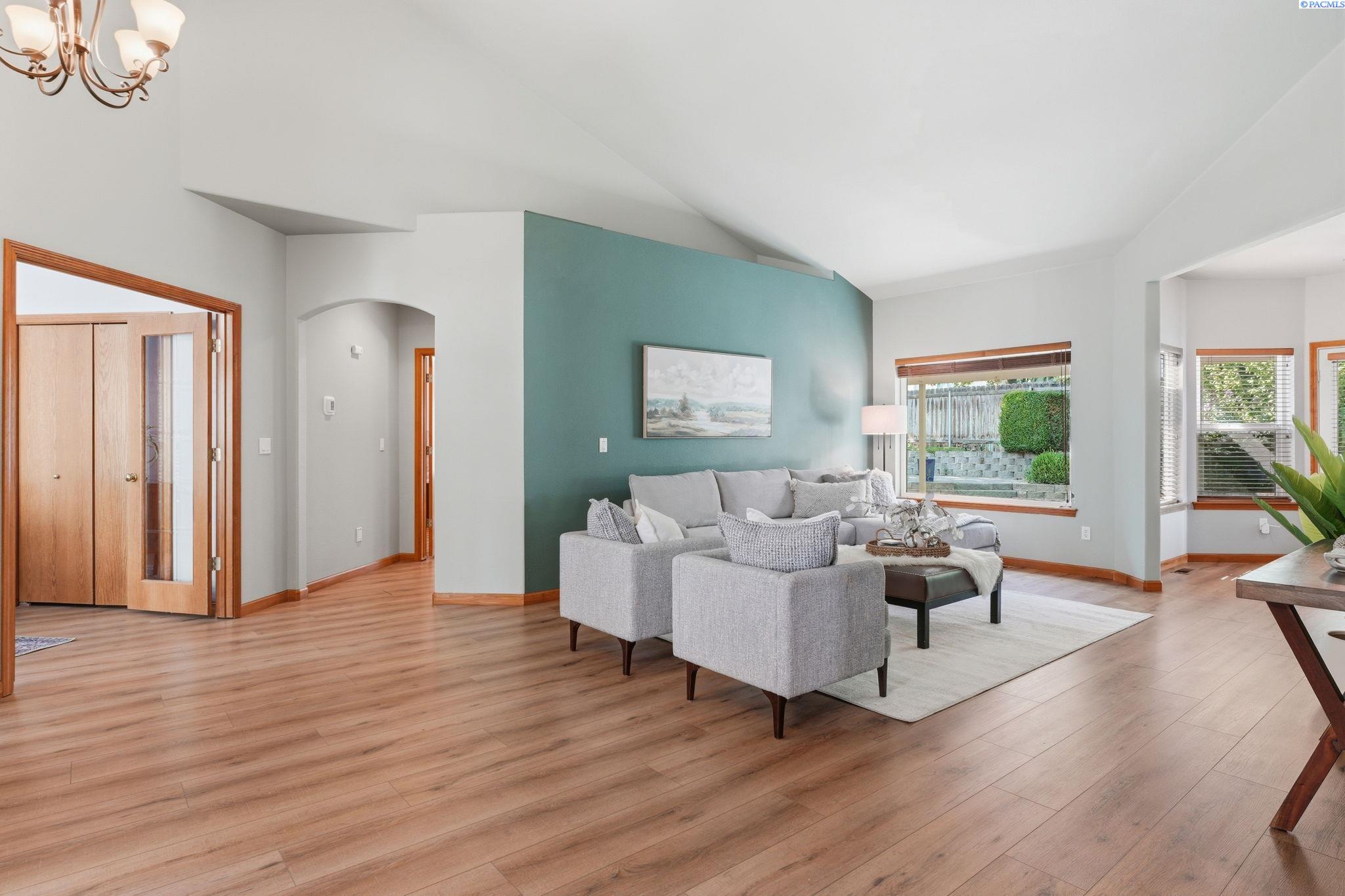 Photo 4 of Single family home for sale at 143 Mesa Dr, Richland, WA 99352 | MLS# PAC295502 | Listing updated on 2026-10-06