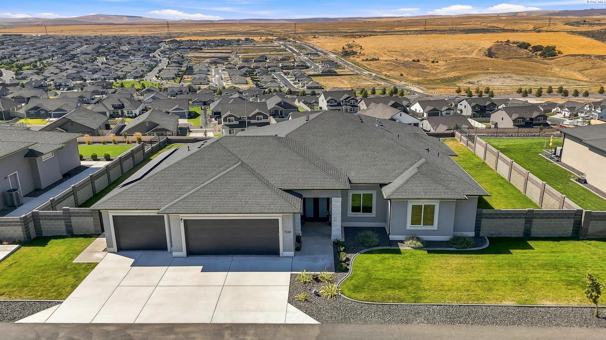 Photo 1 of Single family home for sale at 7220 W 22nd Place, Kennewick, WA 99338 | MLS# PAC295505 | Listing updated on 2026-10-24