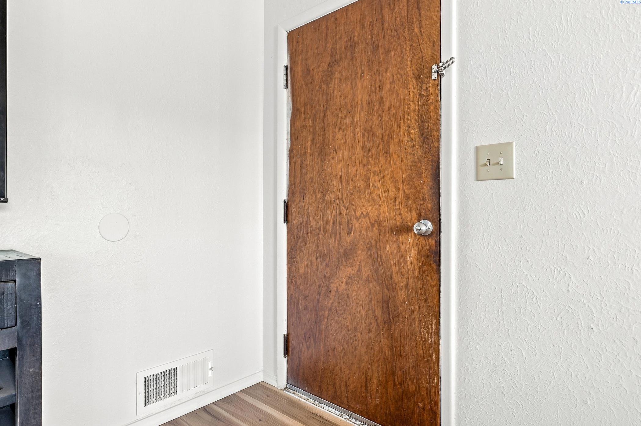 Photo 3 of House for sale at 503 Hillcrest St, Grandview, WA 98930 | MLS# PAC295514 | Listing updated on 2026-08-14