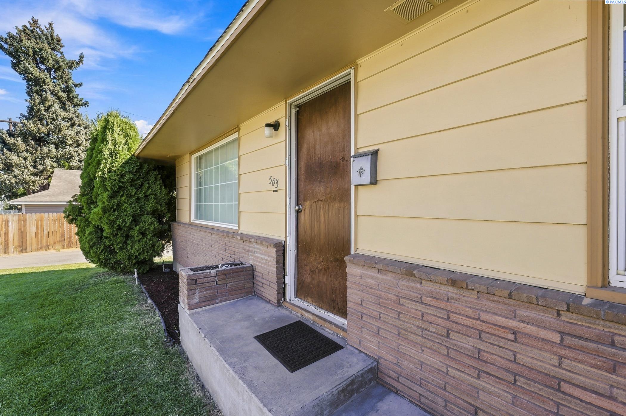 Photo 2 of Multi family home for sale at 503 Hillcrest St, Grandview, WA 98930 | MLS# PAC295514 | Listing updated on 2026-08-14