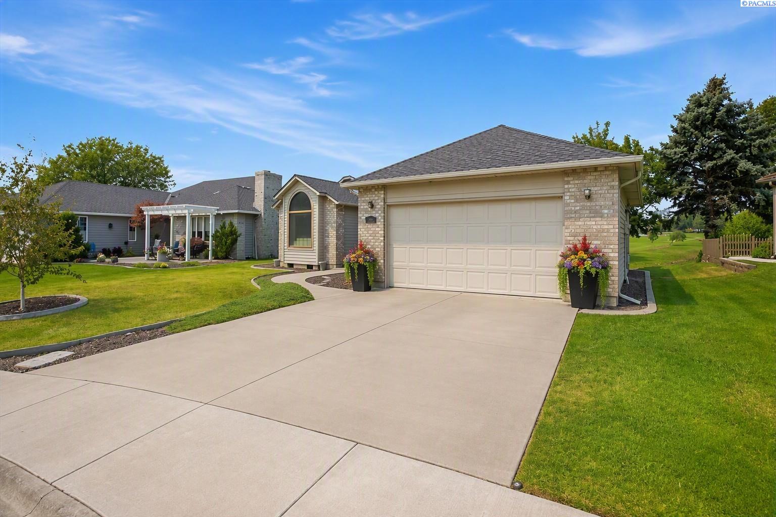 Photo 2 of Single family home for sale at 3504 S Reed Ct, Kennewick, WA 99337 | MLS# PAC295532 | Listing updated on 2026-09-26