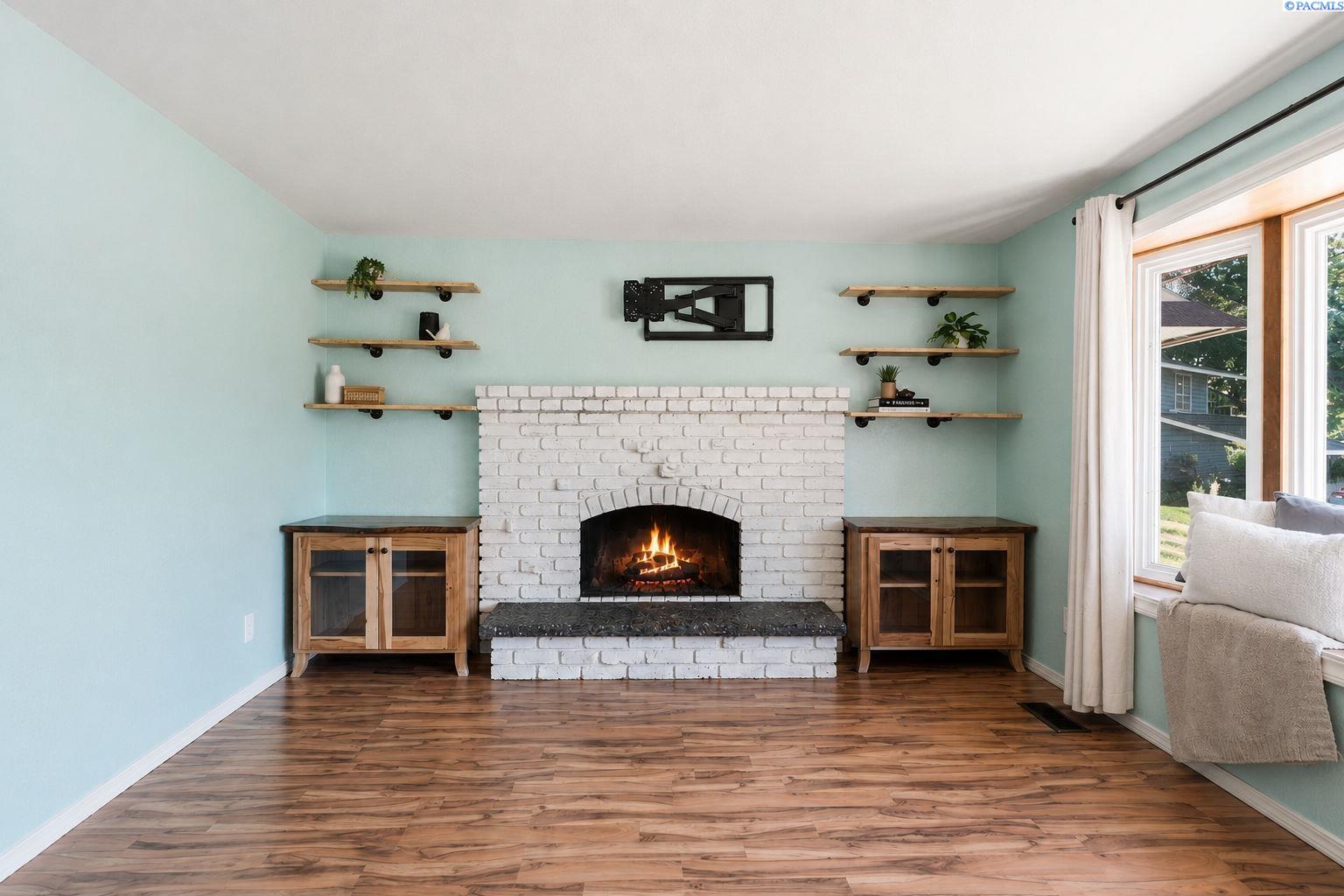 Photo 3 of Single family home for sale at 500 Stagecoach Ct, Richland, WA 99354 | MLS# PAC295542 | Listing updated on 2026-10-07