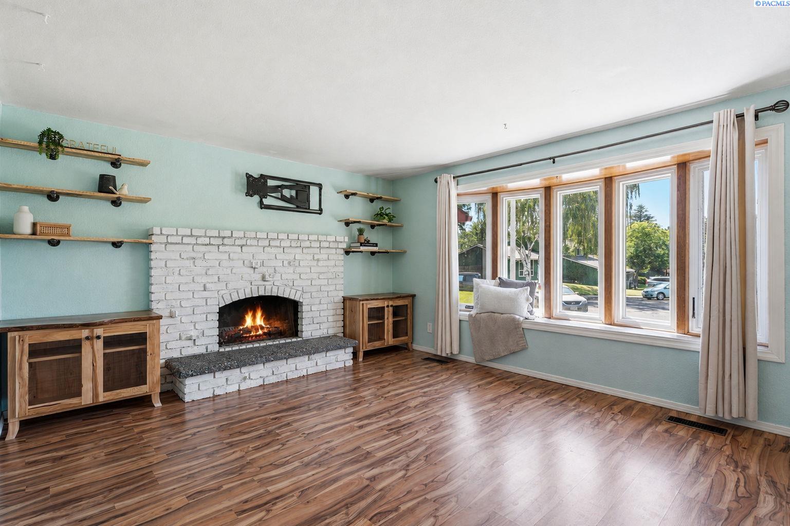 Photo 3 of Single family home for sale at 500 Stagecoach Ct, Richland, WA 99354 | MLS# PAC295542 | Listing updated on 2026-10-07