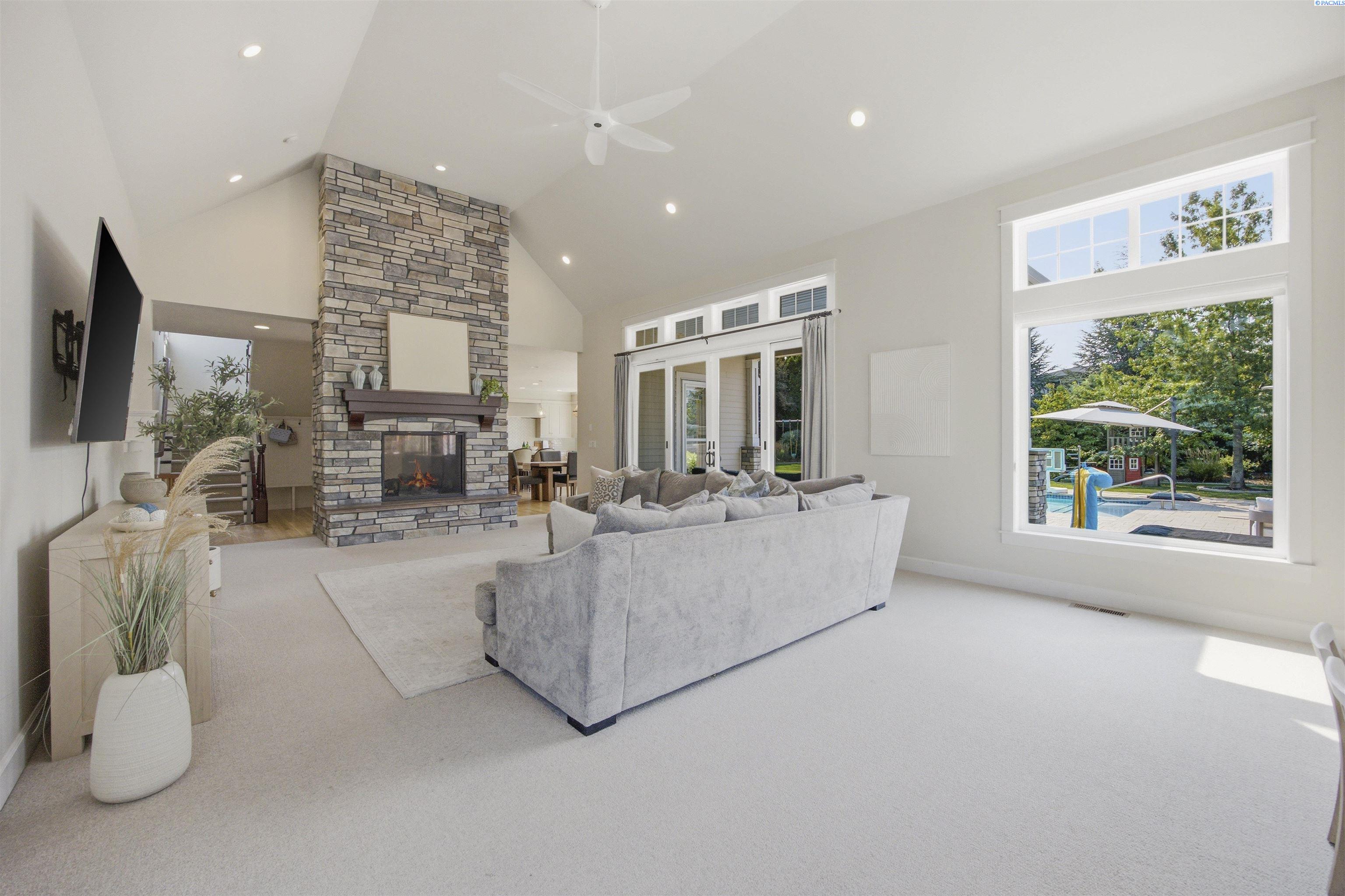 Photo 3 of Single family home for sale at 5101 W 20th Avenue, Kennewick, WA 99338 | MLS# PAC295565 | Listing updated on 2026-10-08