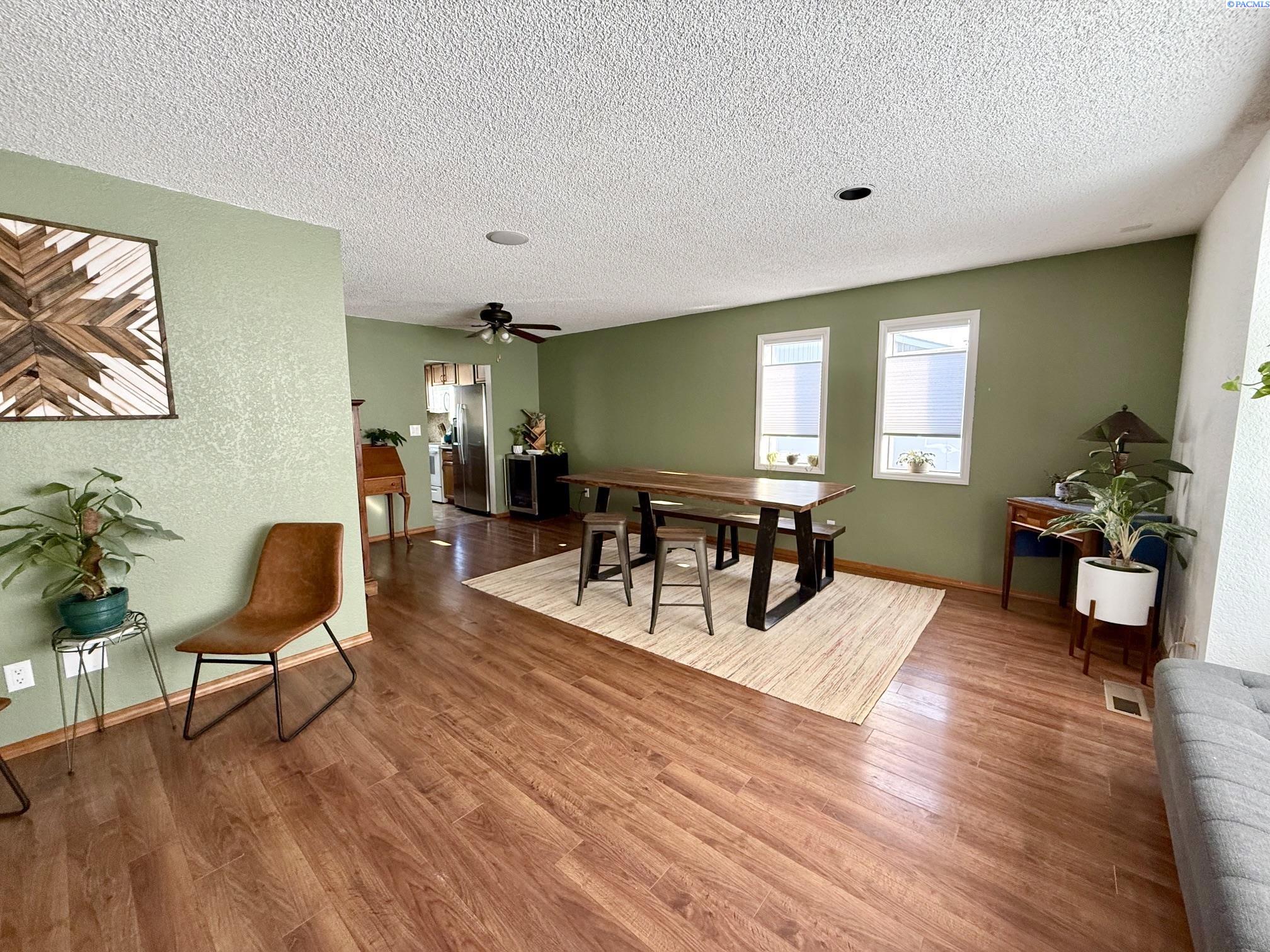 Photo 3 of Single family home for sale at 3611 S Benton Pl, Kennewick, WA 99337 | MLS# PAC295566 | Listing updated on 2026-10-09
